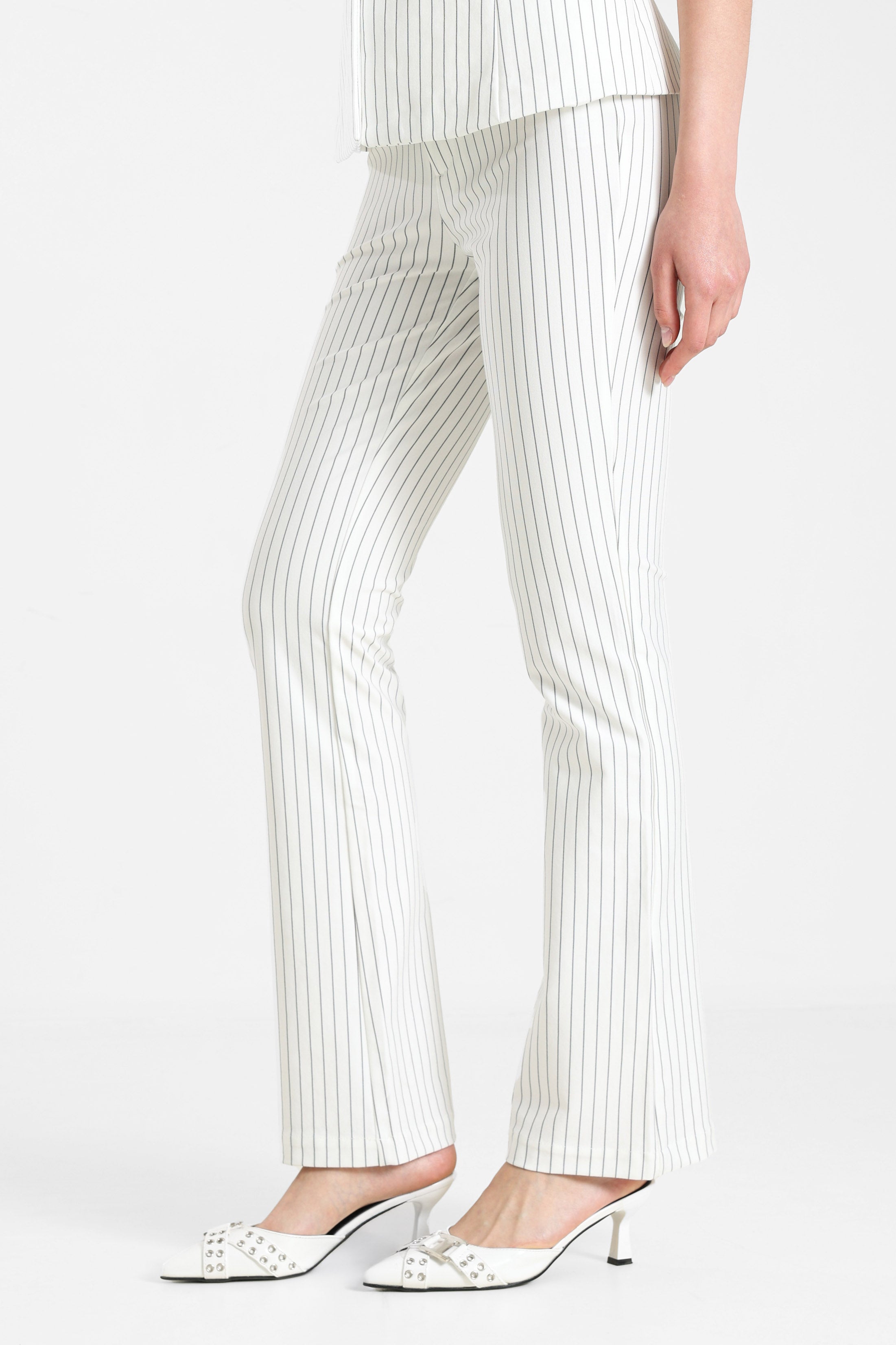 Pantalone a zampa - Ecru