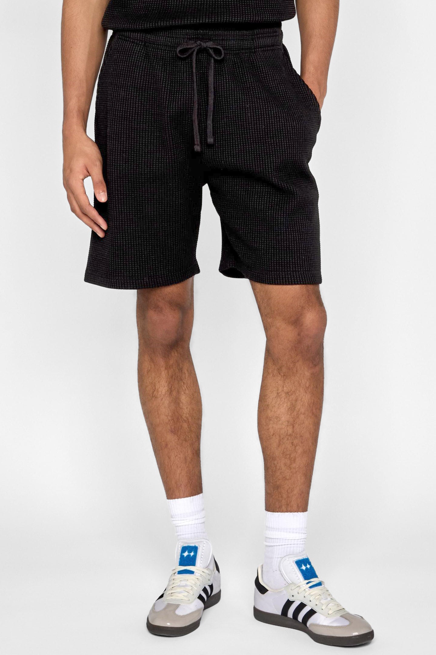 Shorts mit Waffelstruktur - Black