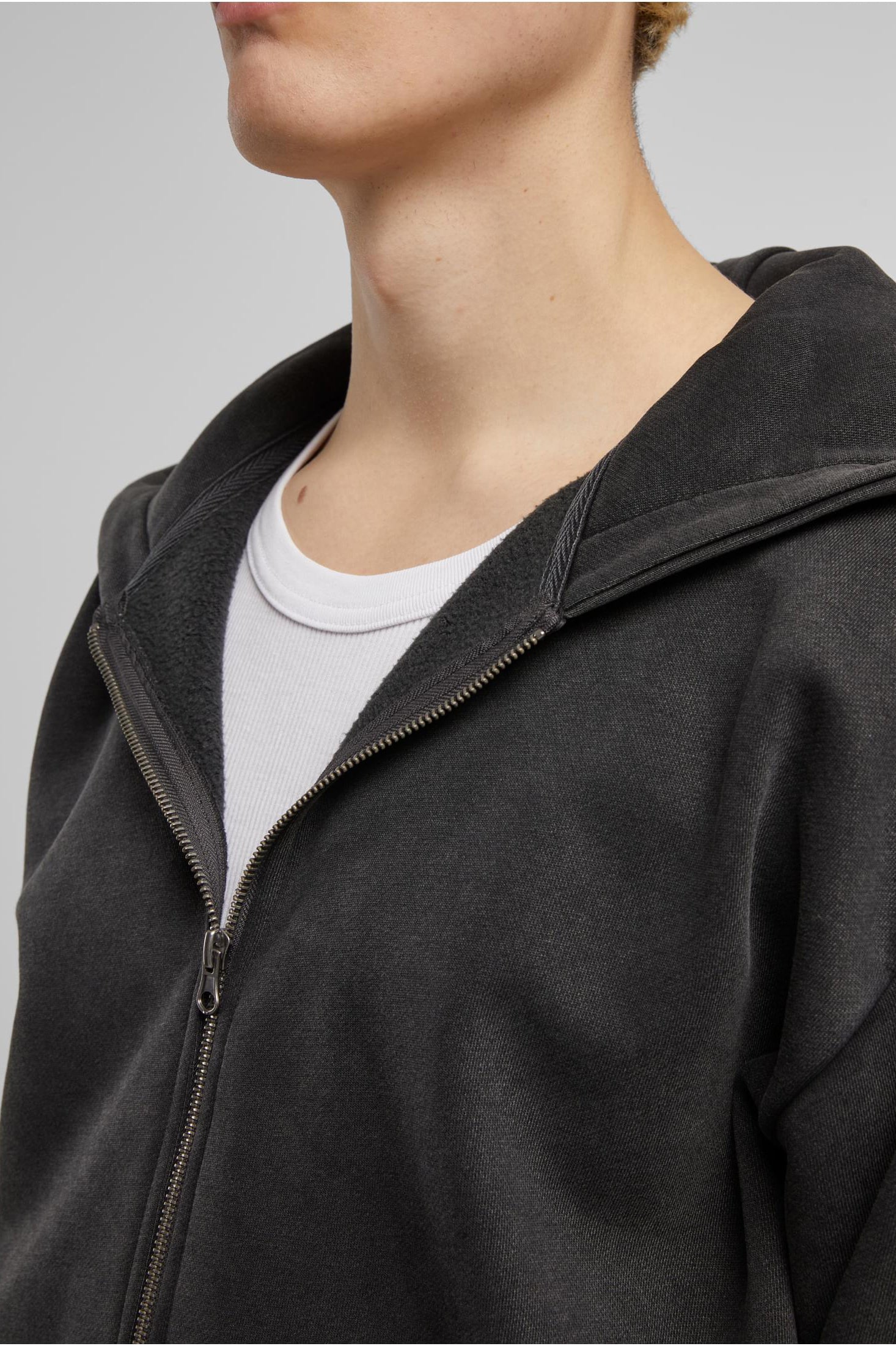 Kapuzensweatjacke - Magnet