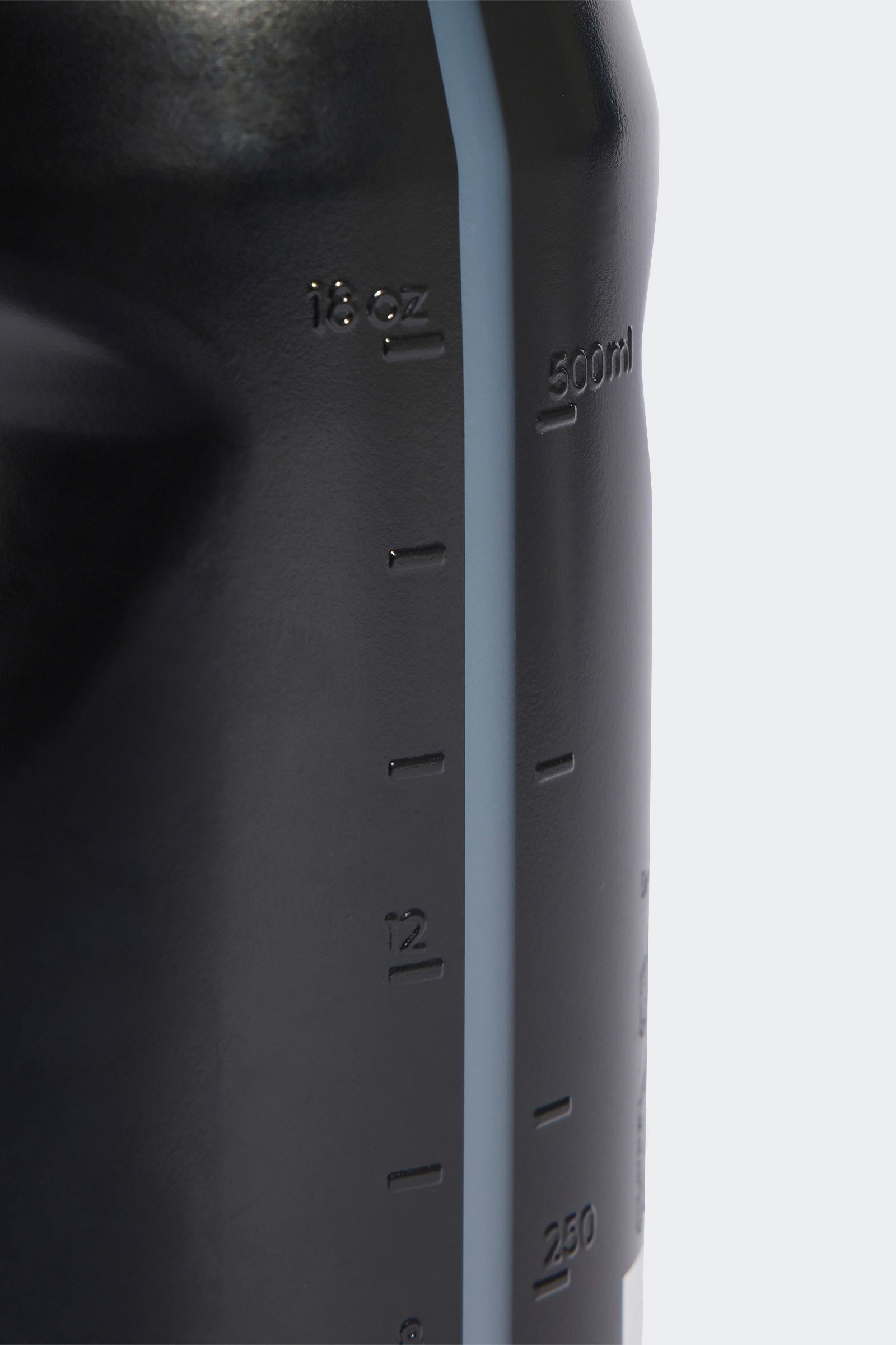 Tiro Trinkflasche - Black