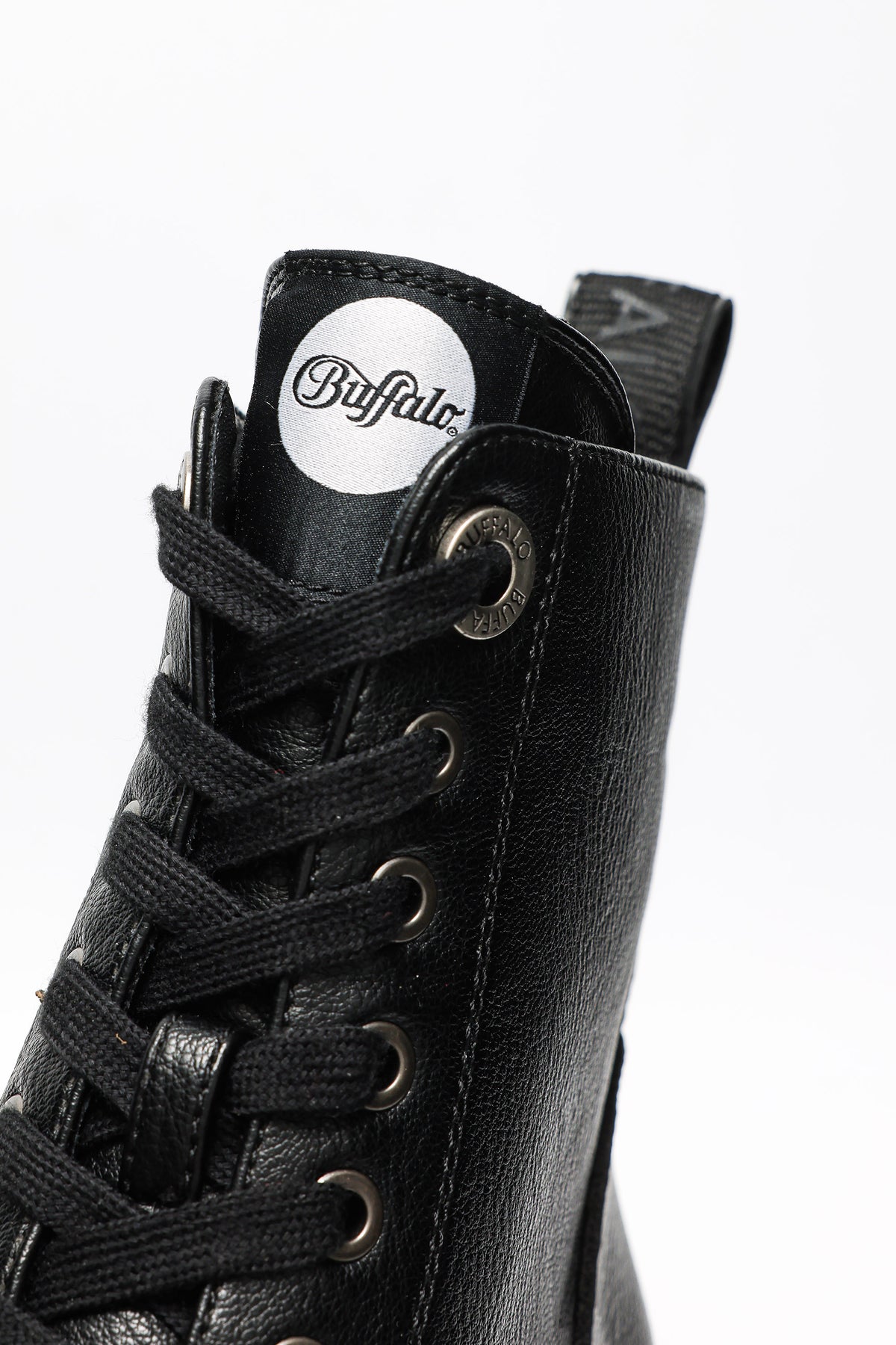 Vegan Killah winter platform ankle boots - Black