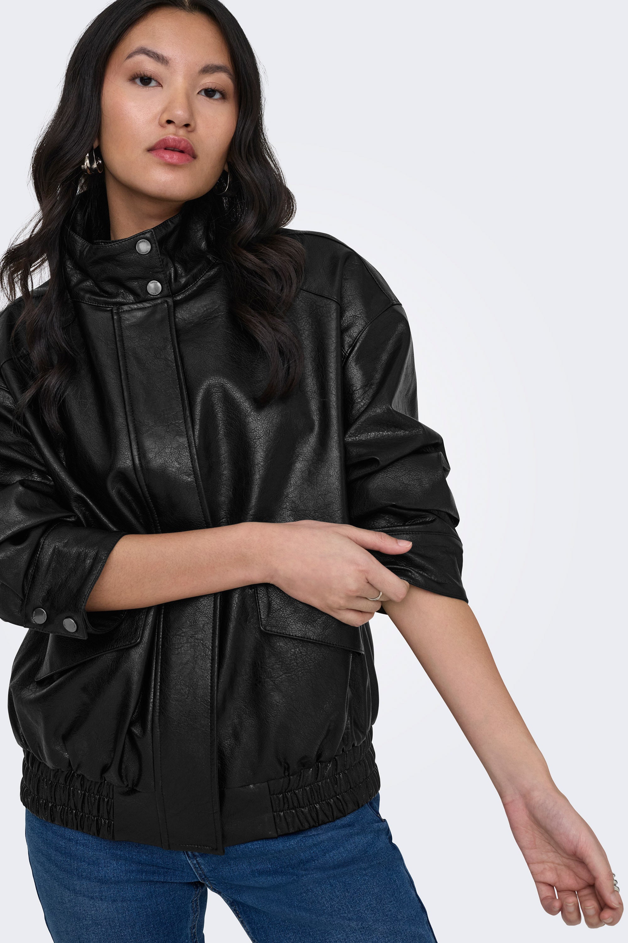 ONLJULIA veste en similicuir - Black