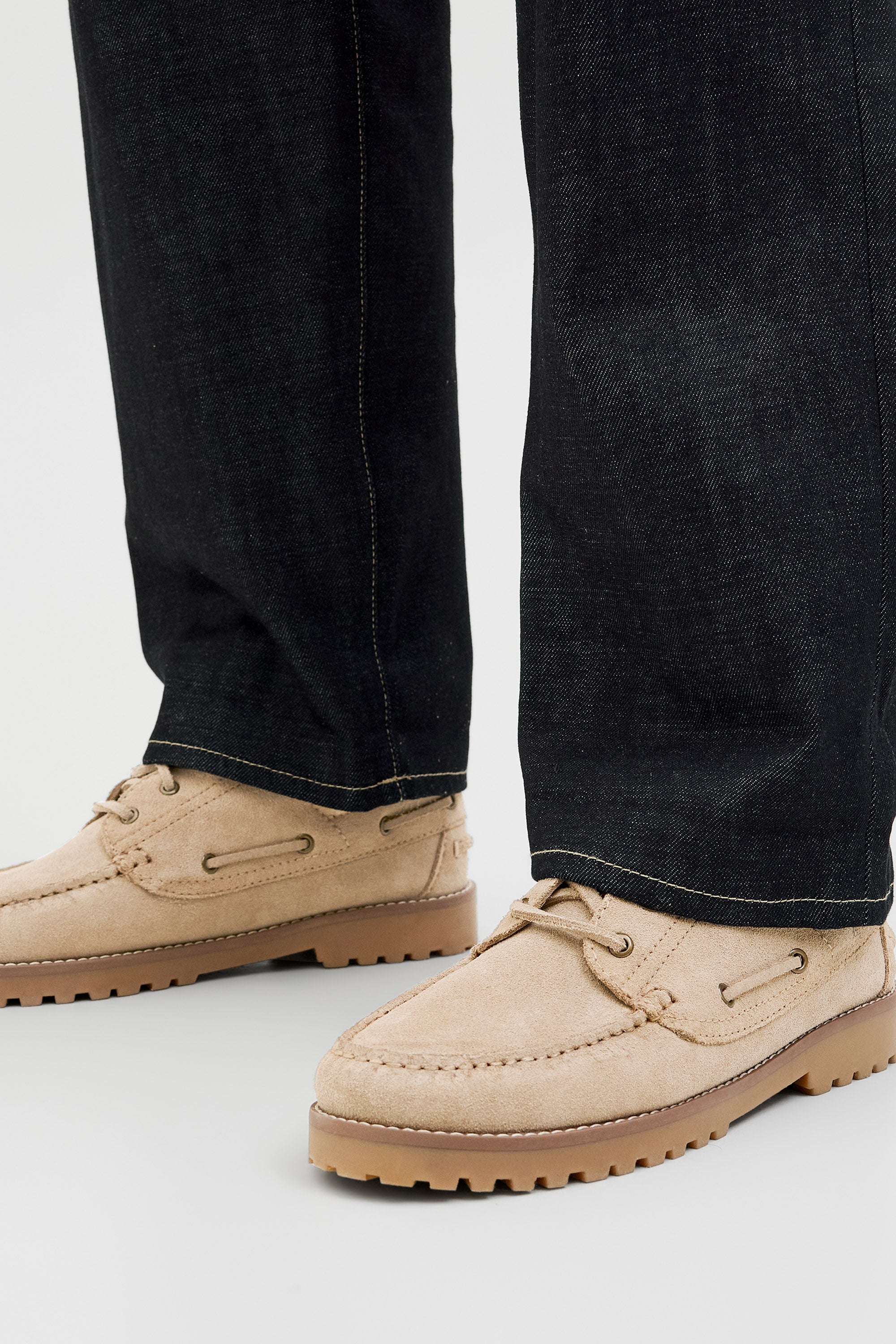 JFWBROOKLYN chaussures bateau en daim - Plaza Taupe