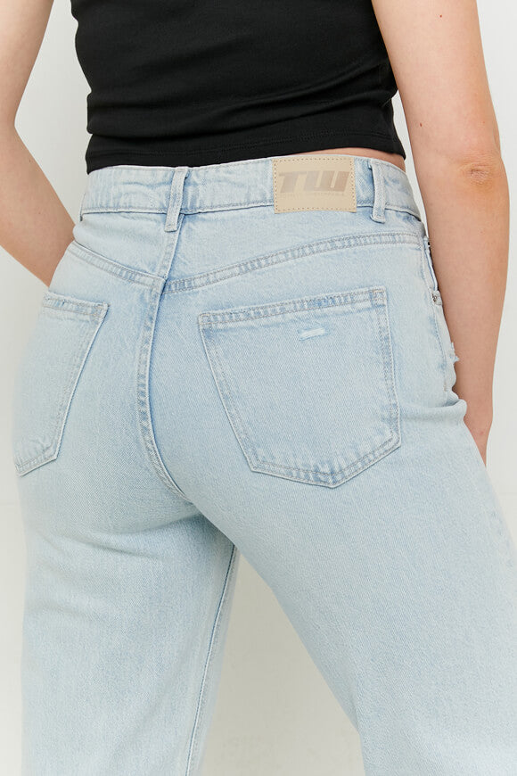 Straight Leg Jeans - Light Blue Denim