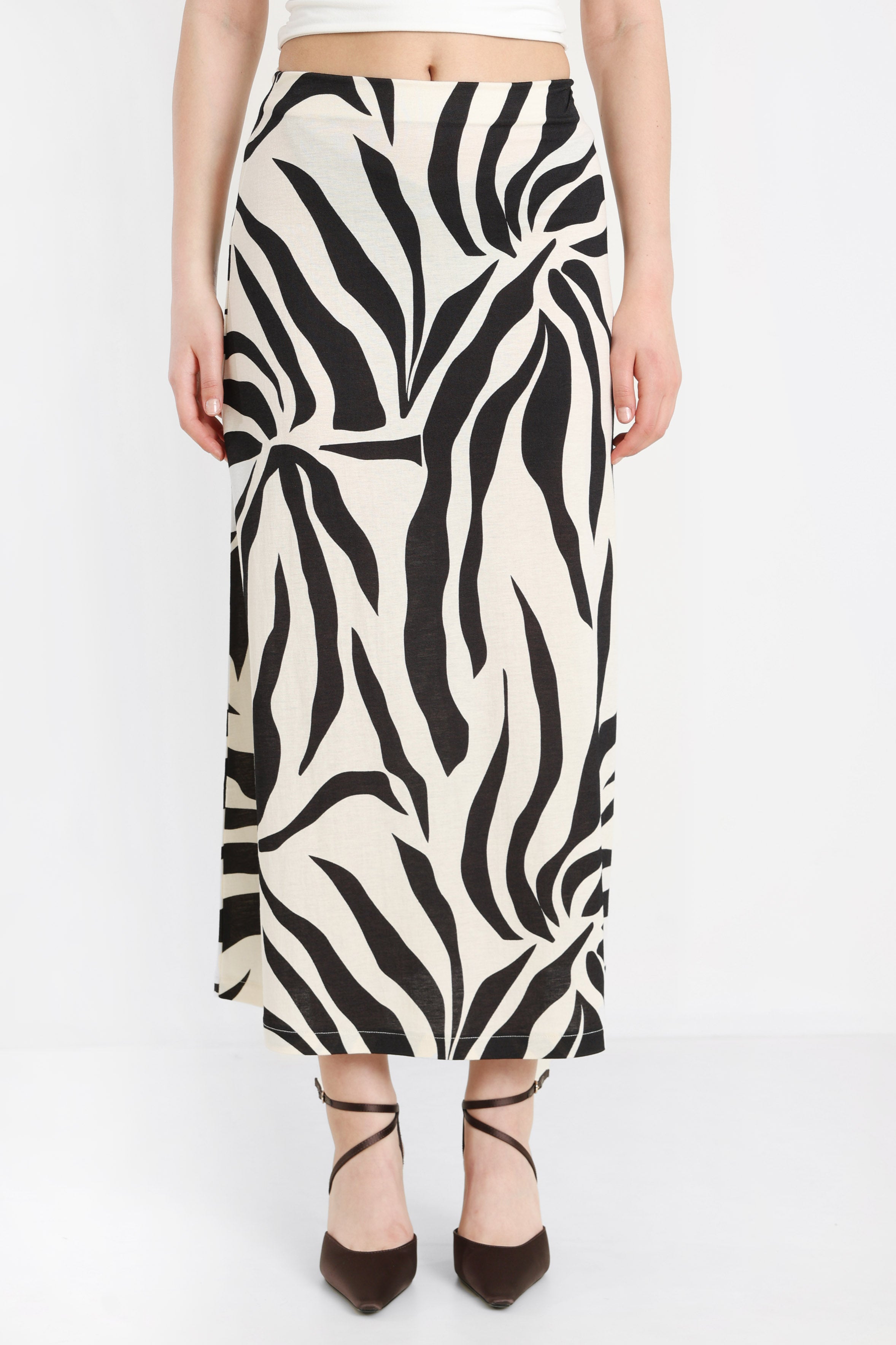 ONLCHIGO long skirt - Beige + Black