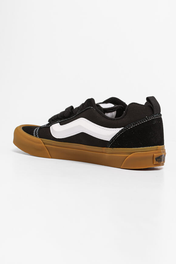 Knu Skool Sneaker - Black + Gum