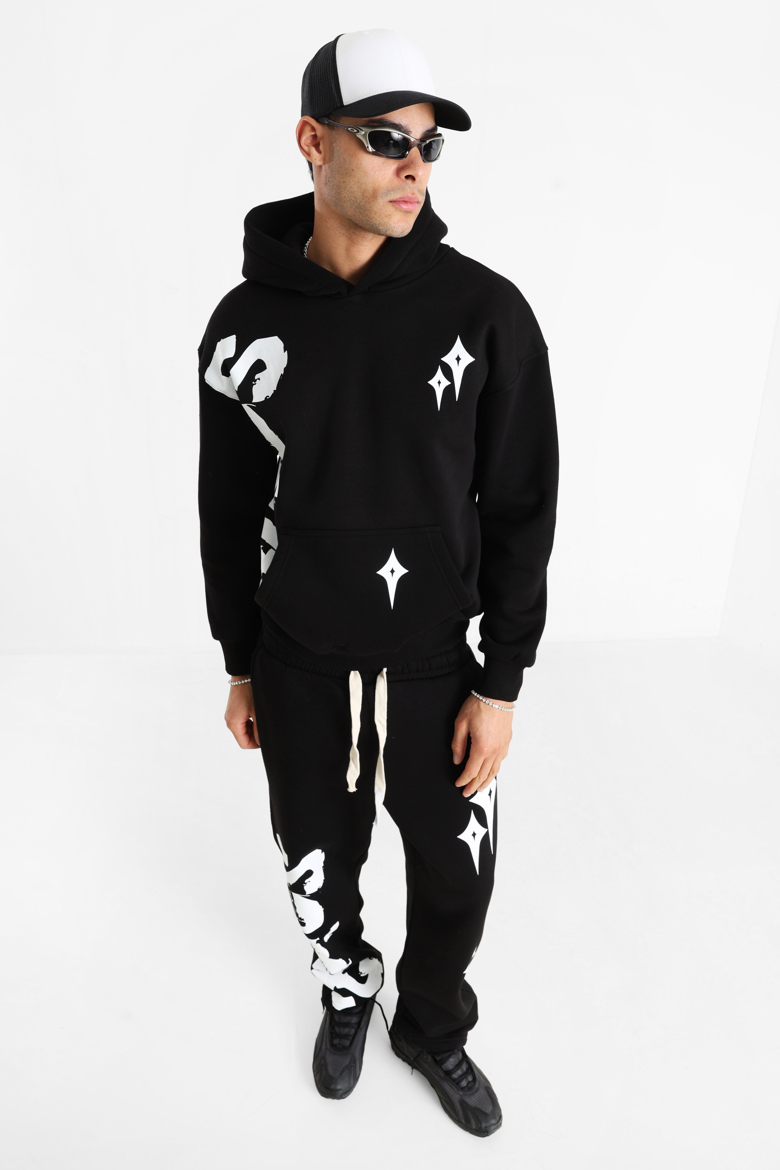 Kapuzensweatshirt - Black