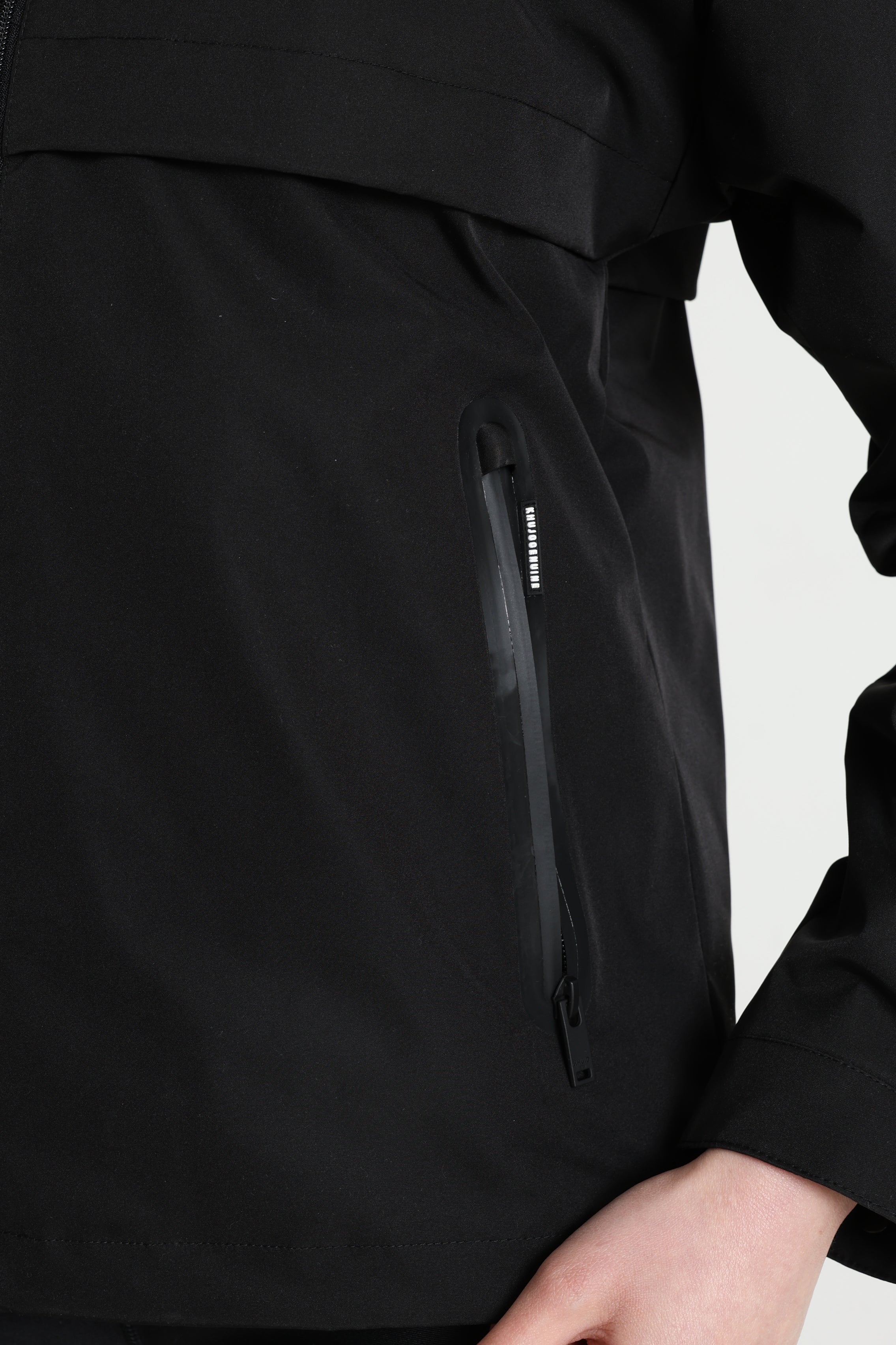 Raibe 2 Leichte Jacke - Black