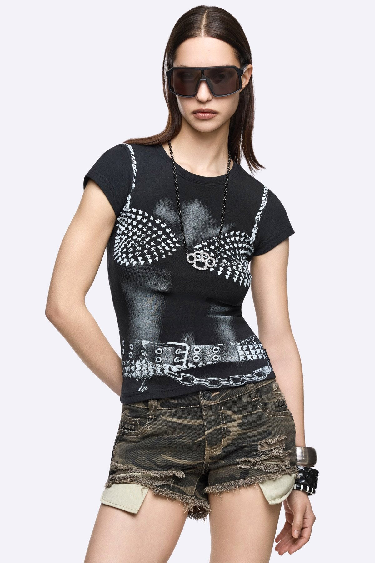 Pretty Hurts T-Shirt - Black