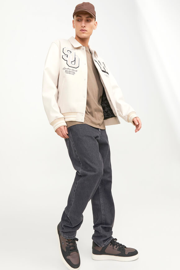 Chris Relaxed Fit Jeans L32 - Washed Black