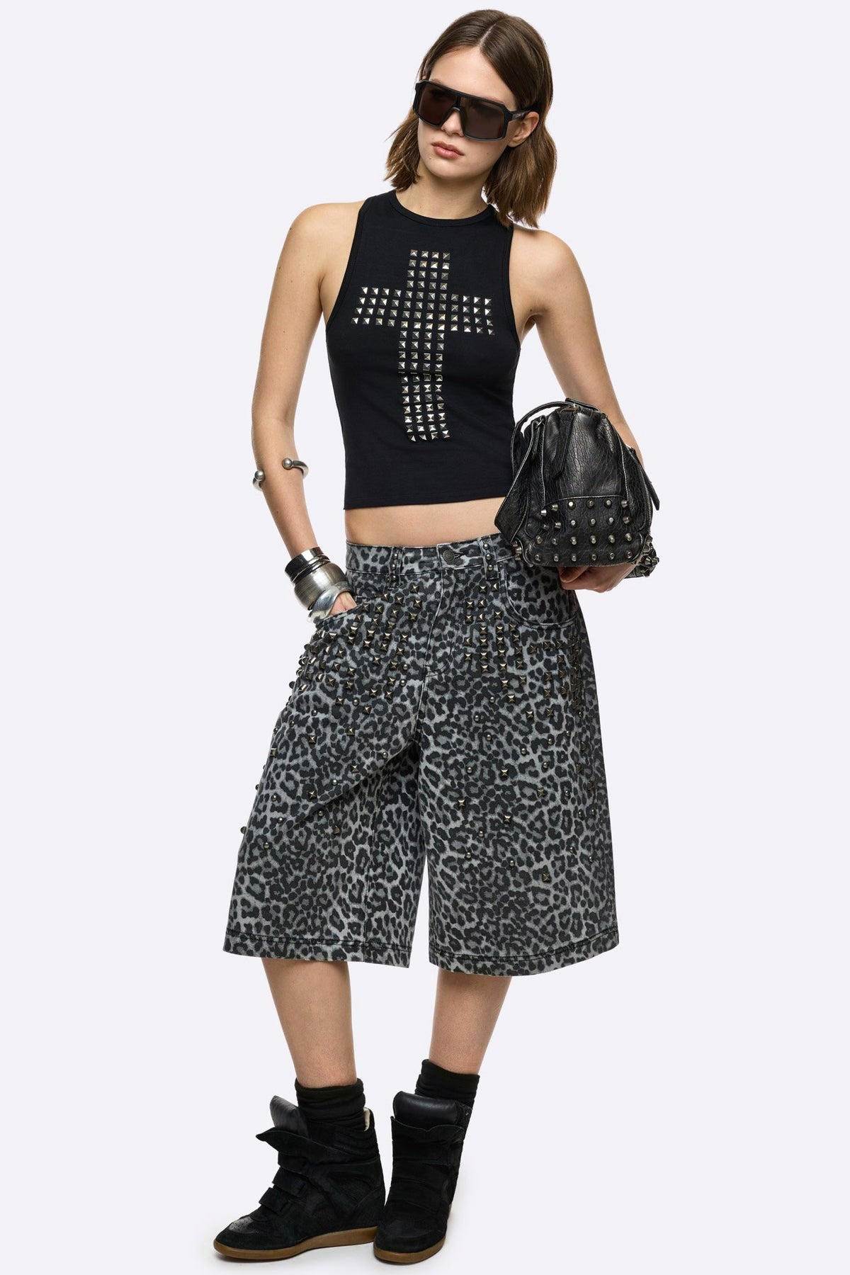 Salvation Slashed Crop Tanktop - Black