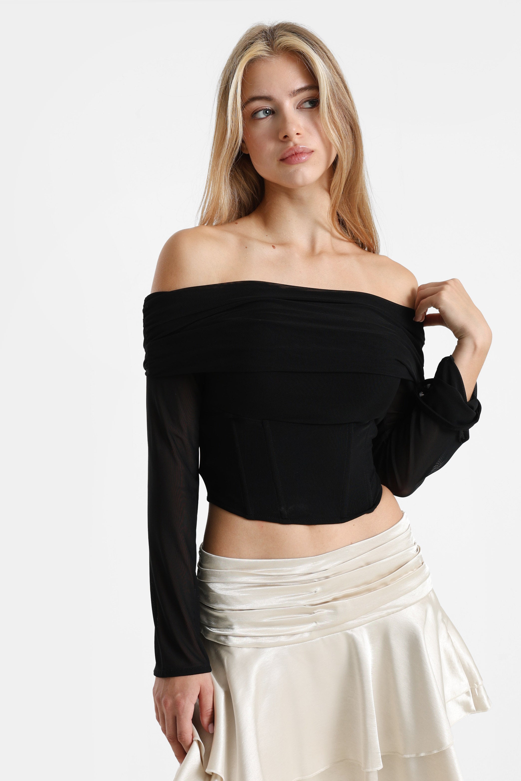 Camicia corta off shoulder maniche lunghe - Nero