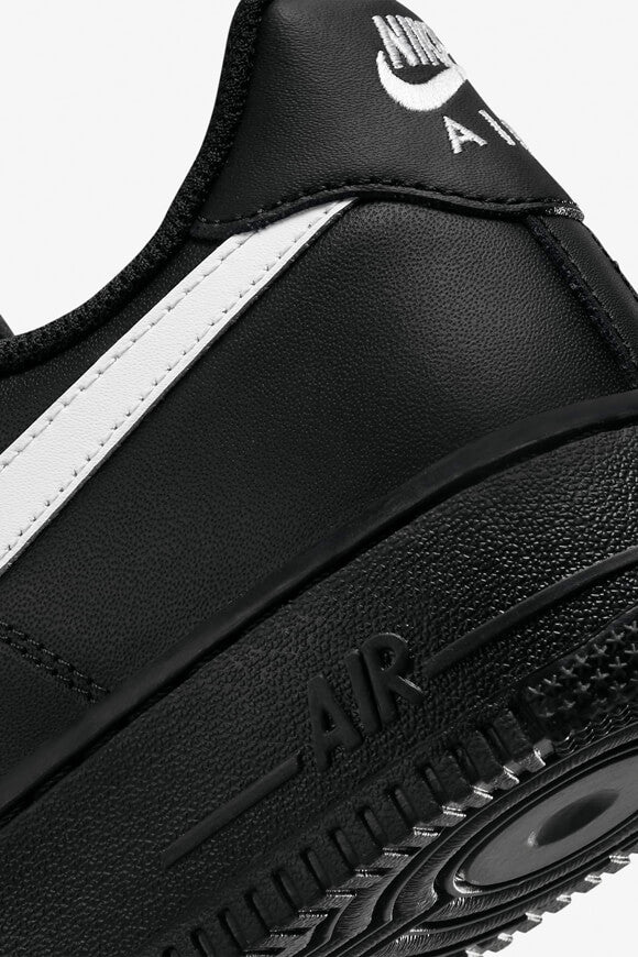 Air Force 1 '07 Sneaker - Black + White
