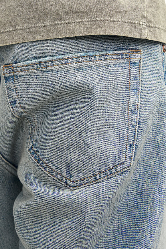 Eddie Jeans Loose Fit L32 - Light Blue Denim