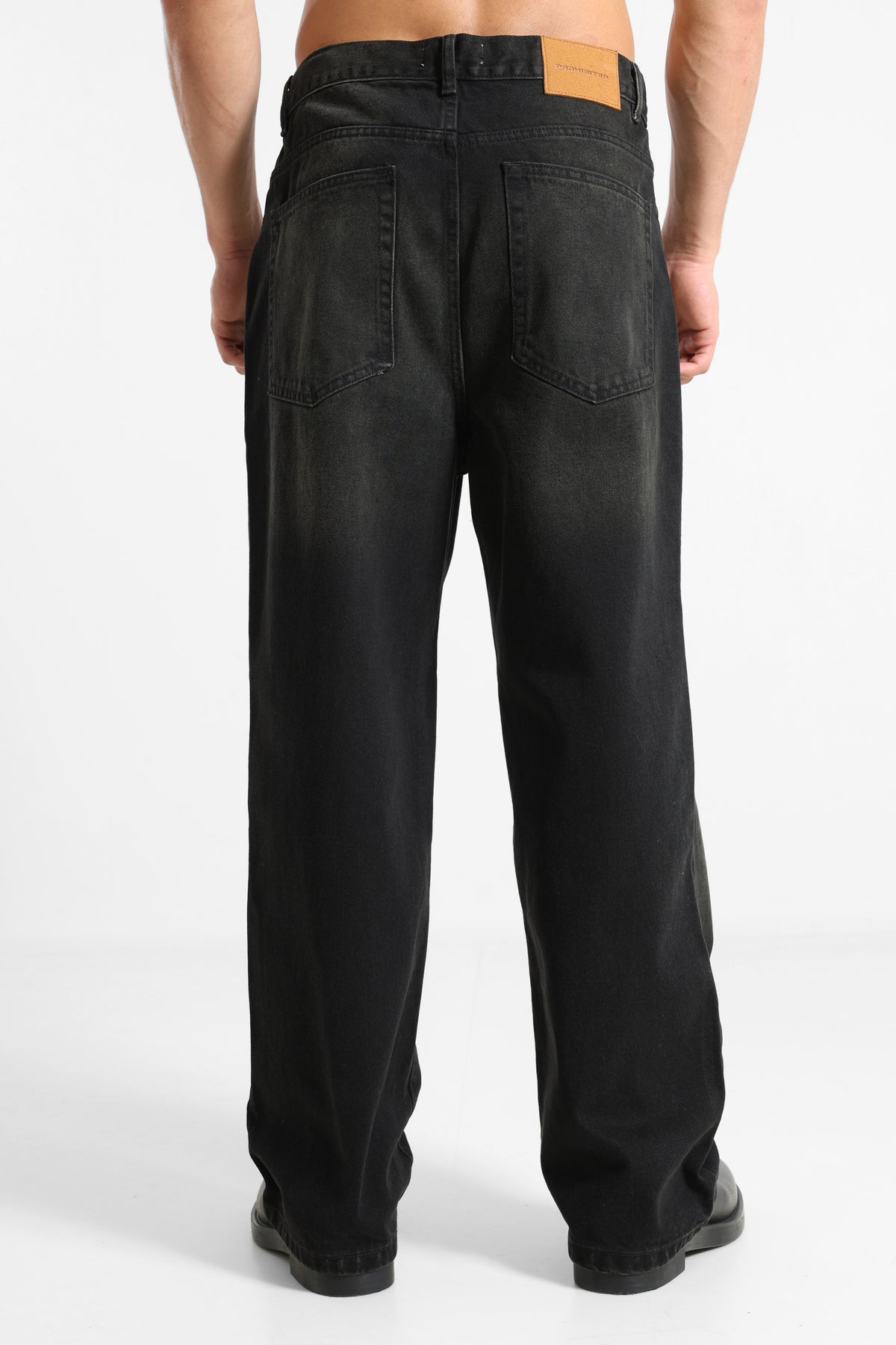 Milano Relaxed Fit Jeans - Black