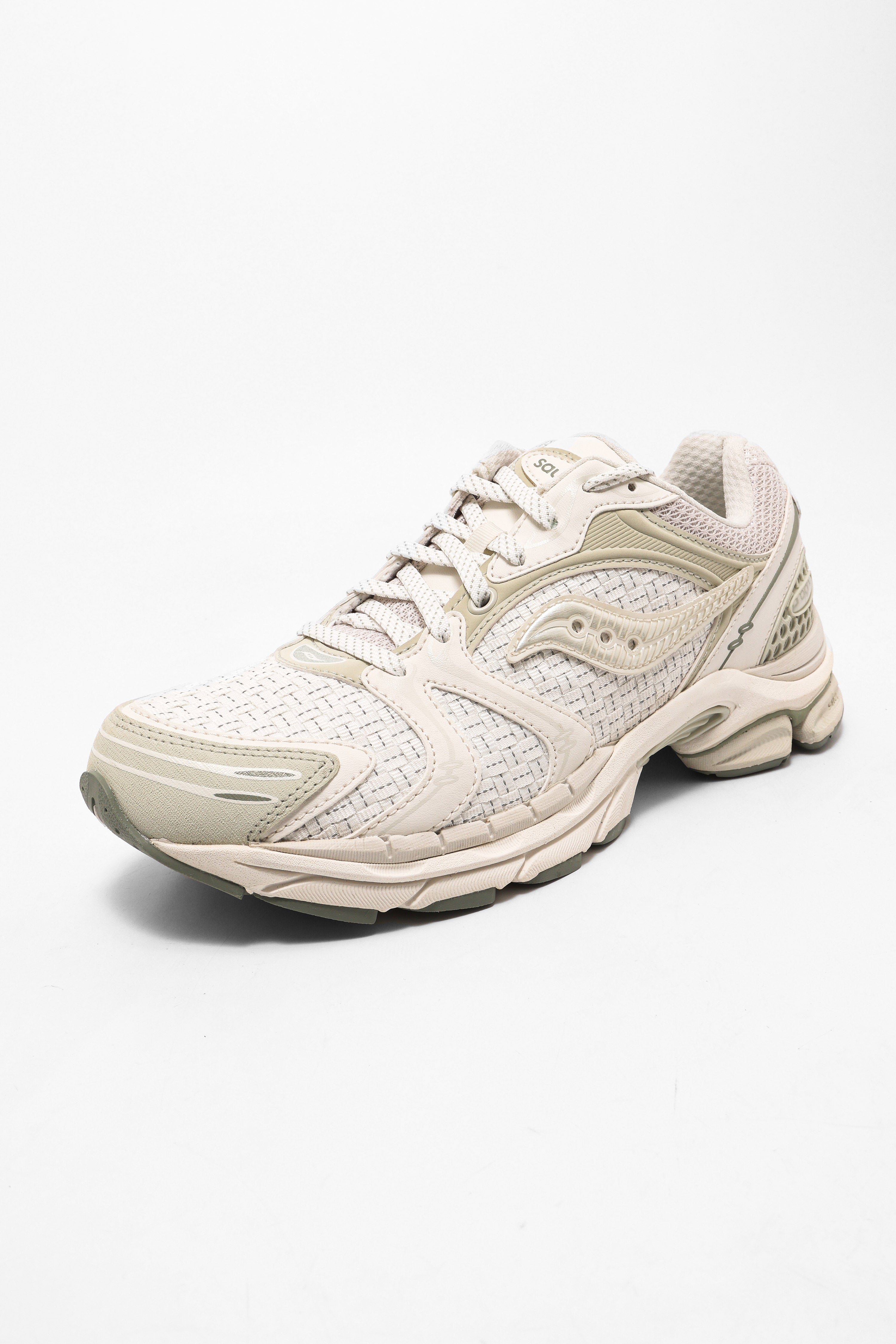 Progrid Triumph 4 sneakers - Ivory + Celadon