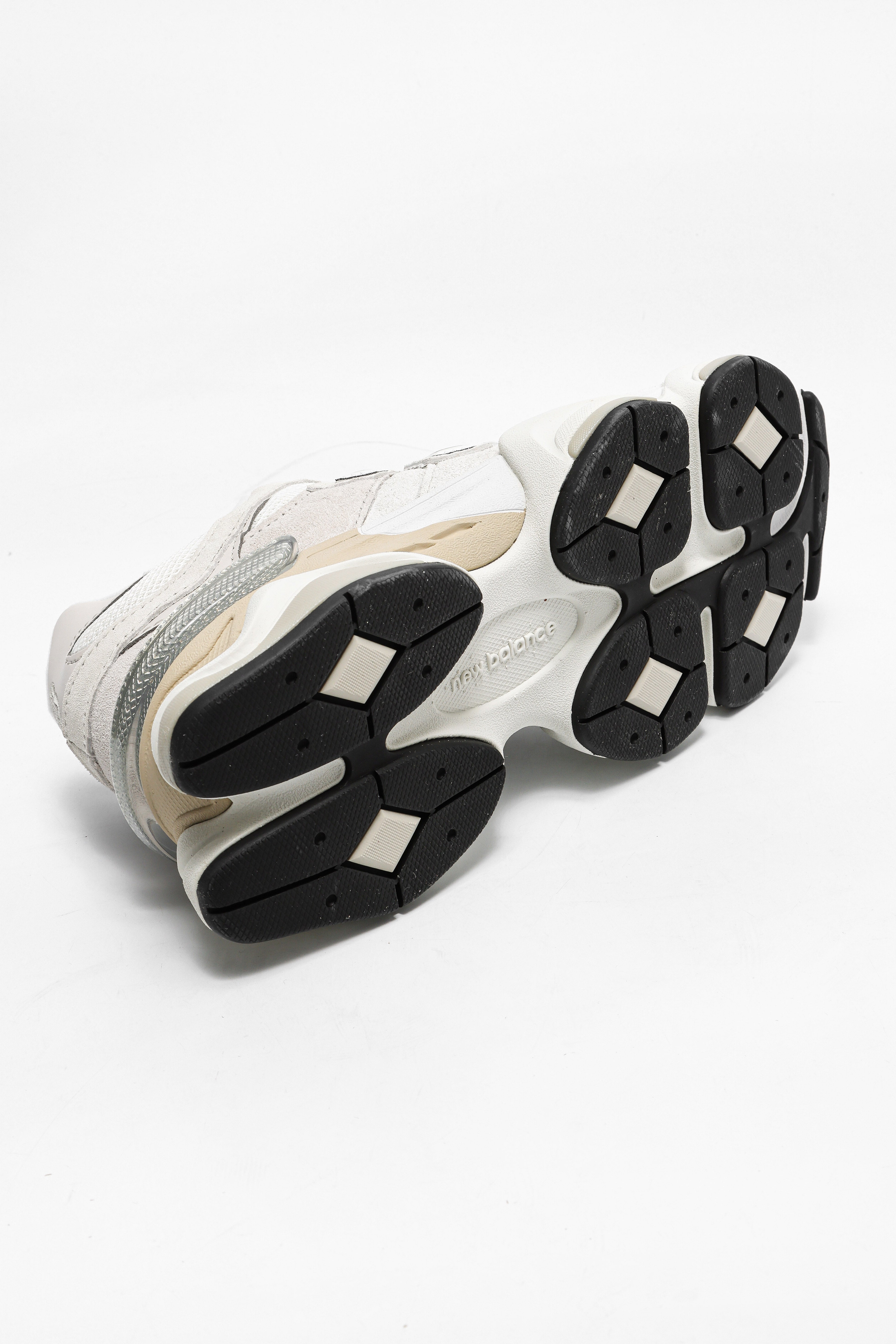 9060 Sneaker - Sea Salt