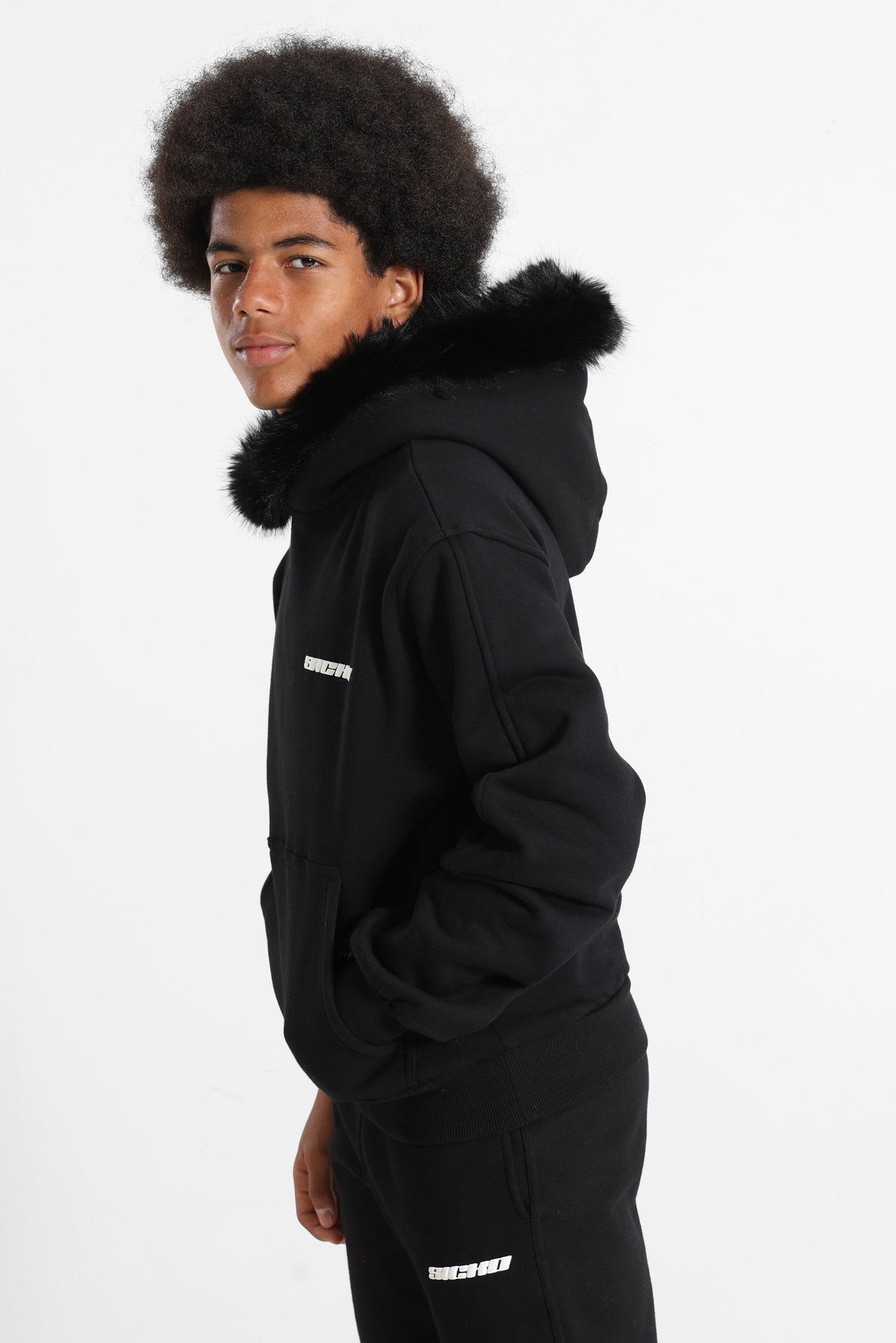 Sweatshirt à capuchon - Noir + Blanc