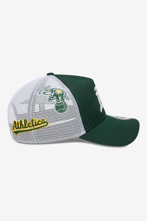 Trucker Cap / Snapback - Dark Green + White