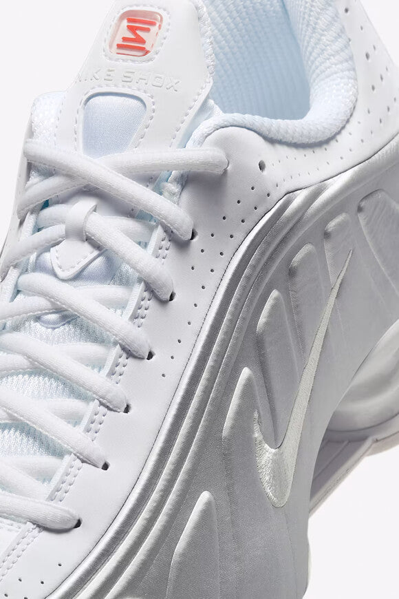 Shox R4 sneakers - White + Metallic Silver
