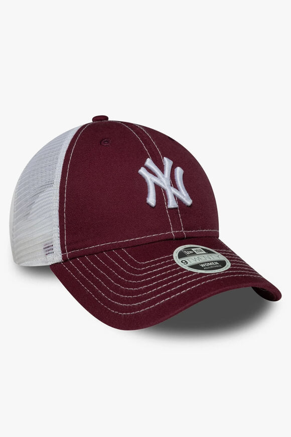 9Twenty Trucker Cap / Strapback - Bordeaux + White
