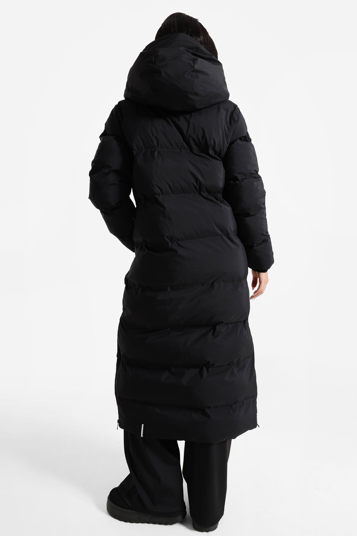 Larea5 Puffermantel - Black