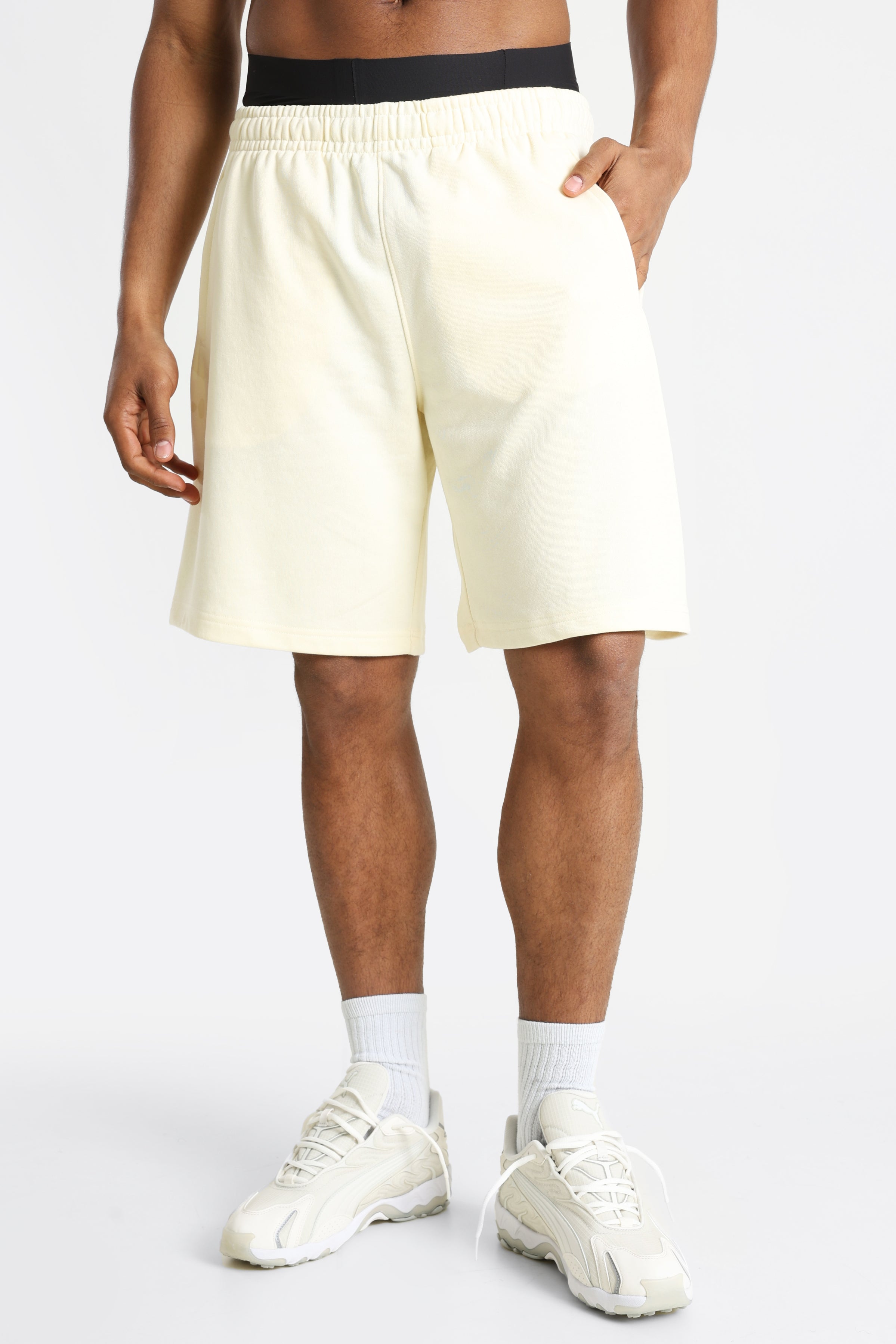 Sweatshorts - Hellgelb