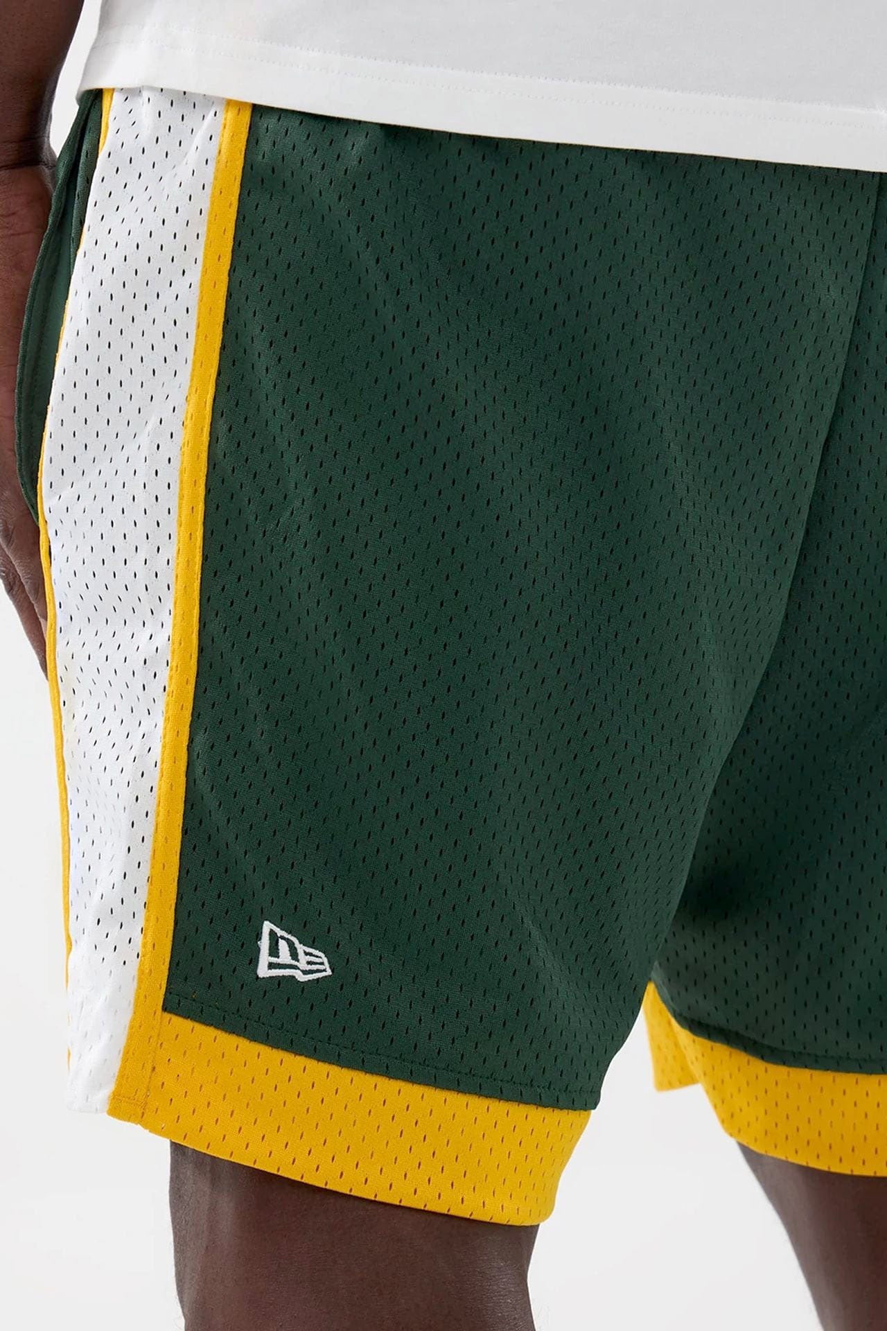 Short in rete mesh - Green + Yellow