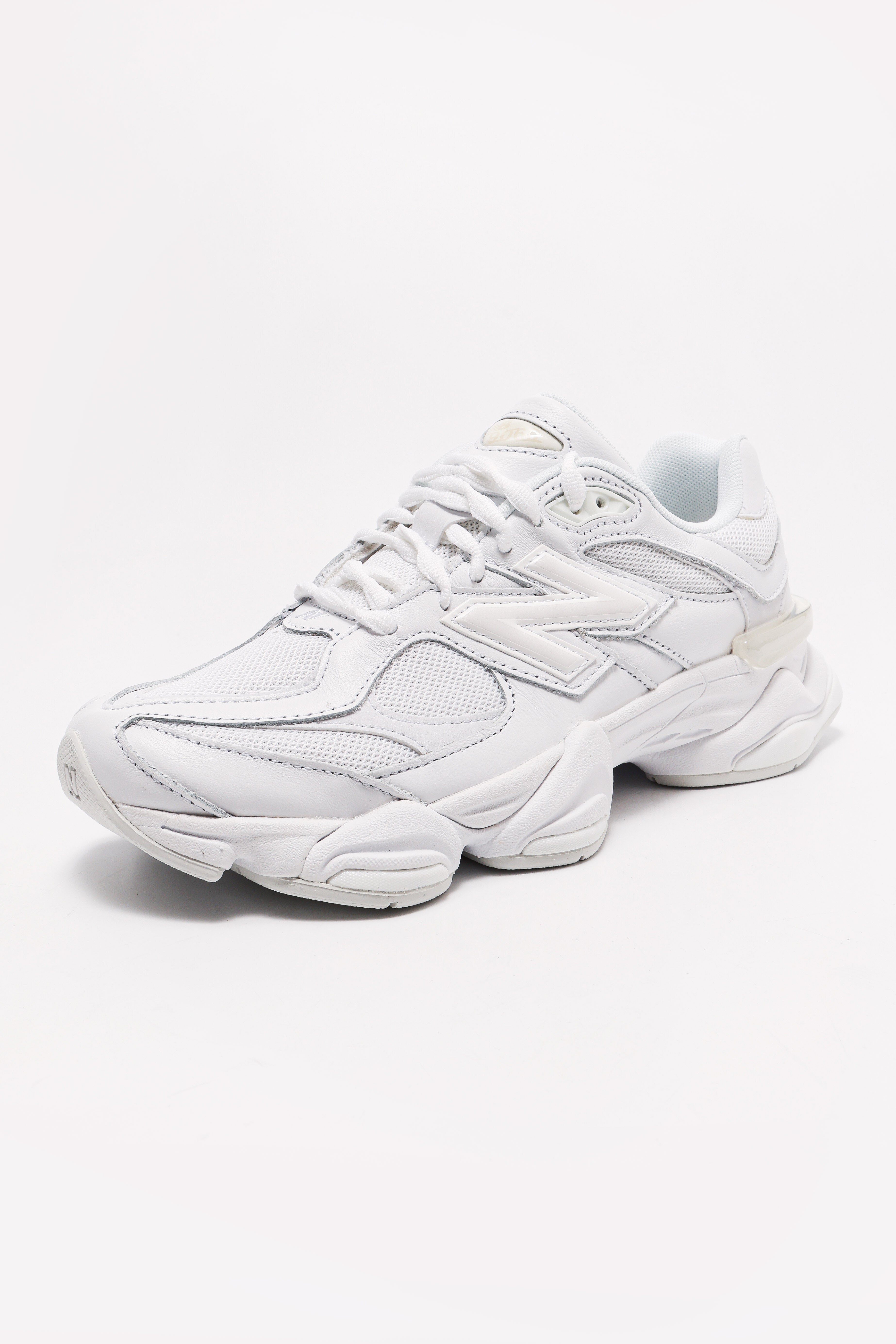 U9060 Sneaker - White