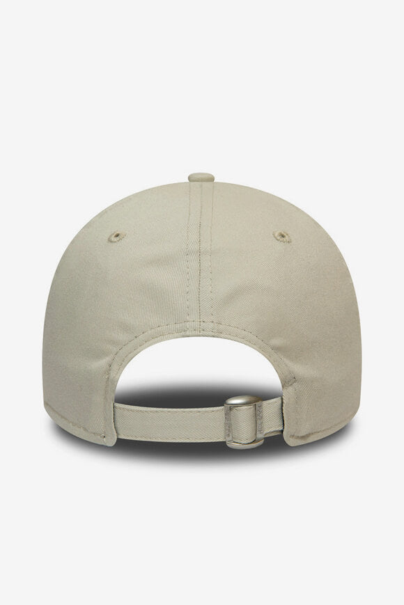 9Forty Cap / Strapback - Stone + Black