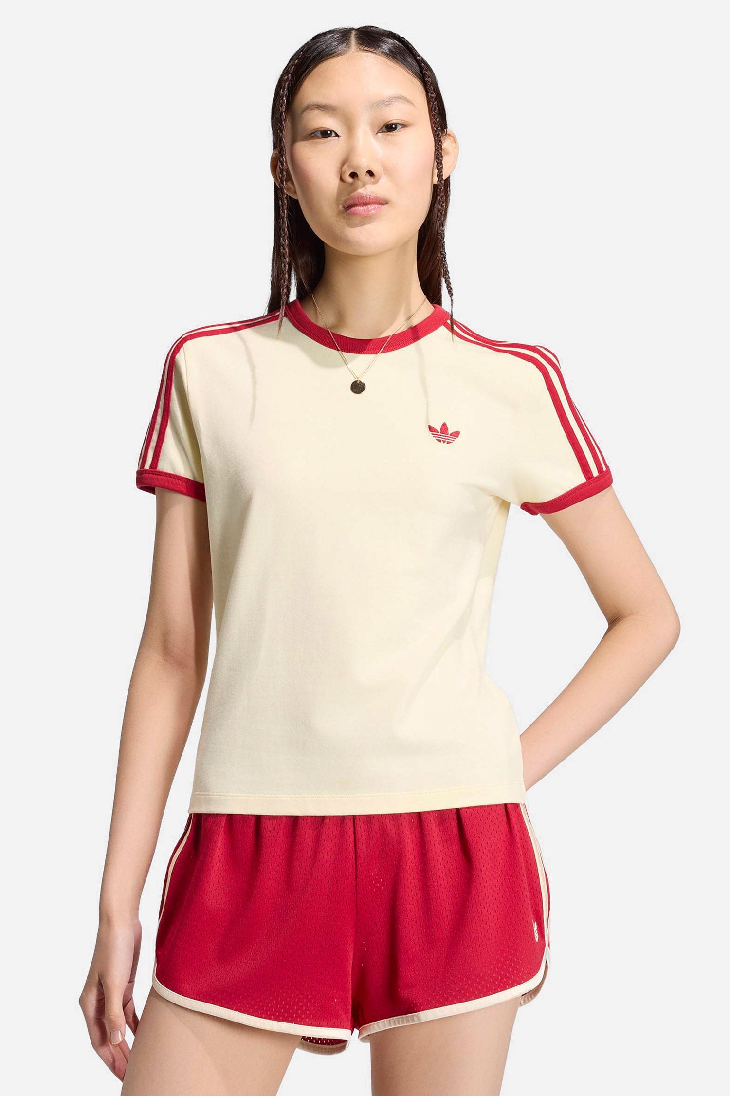 T-Shirt - Warm Vanilla + Team Victory Red