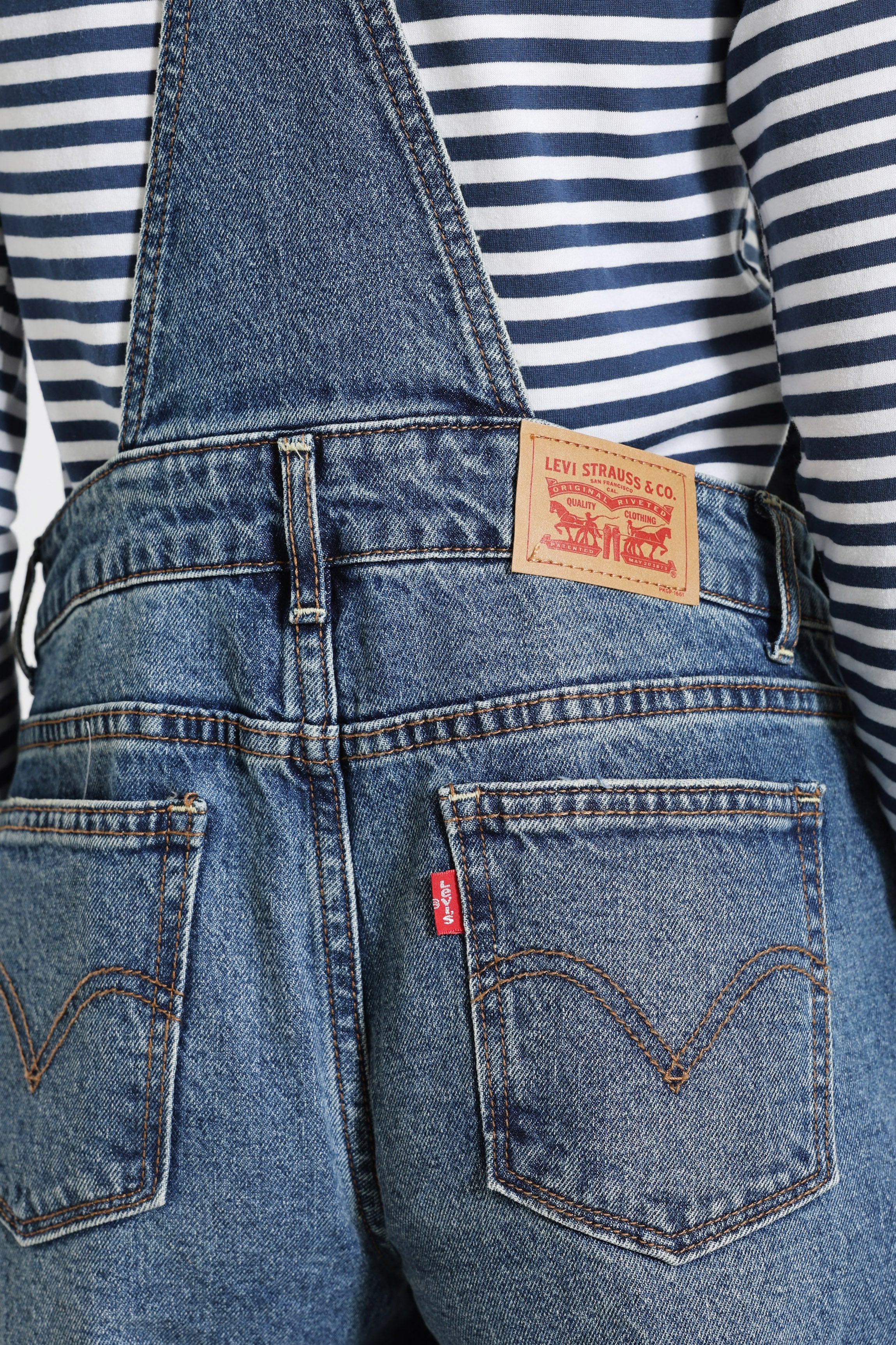 Baggy Barrel Fit Jeans Latzhose - Sunday Morning Sky