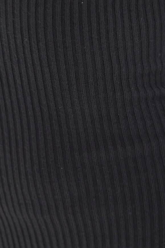 Geripptes Strickmaxikleid - Schwarz