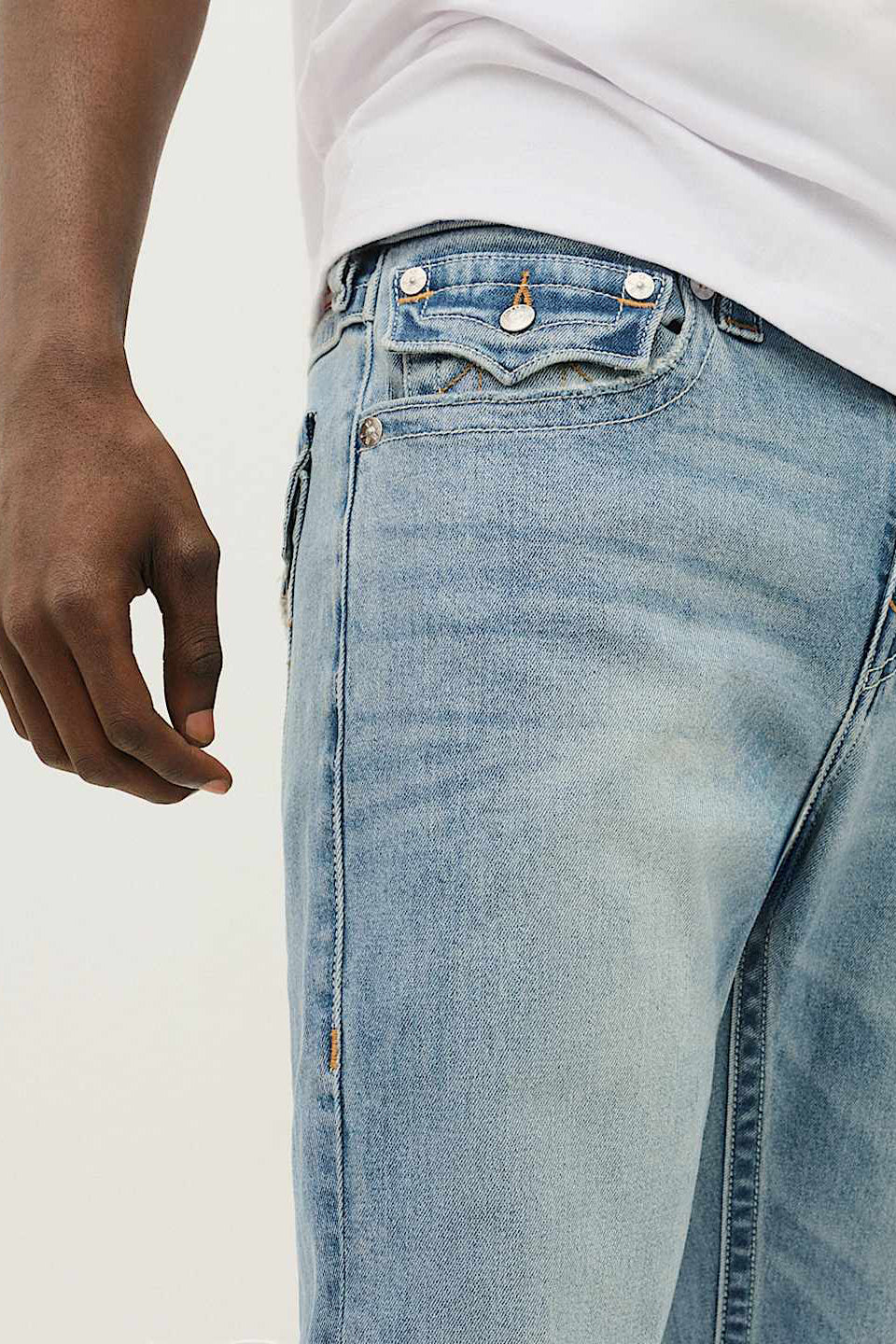 True Religion - Ricky Relaxed Straight Fit Jeans L32 - Brilliant