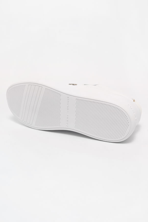 Essential Chic Court Sneaker - White