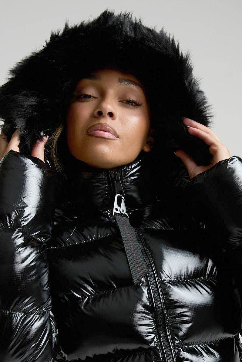 Virnaro Pufferjacke in Glanz-Optik - Black