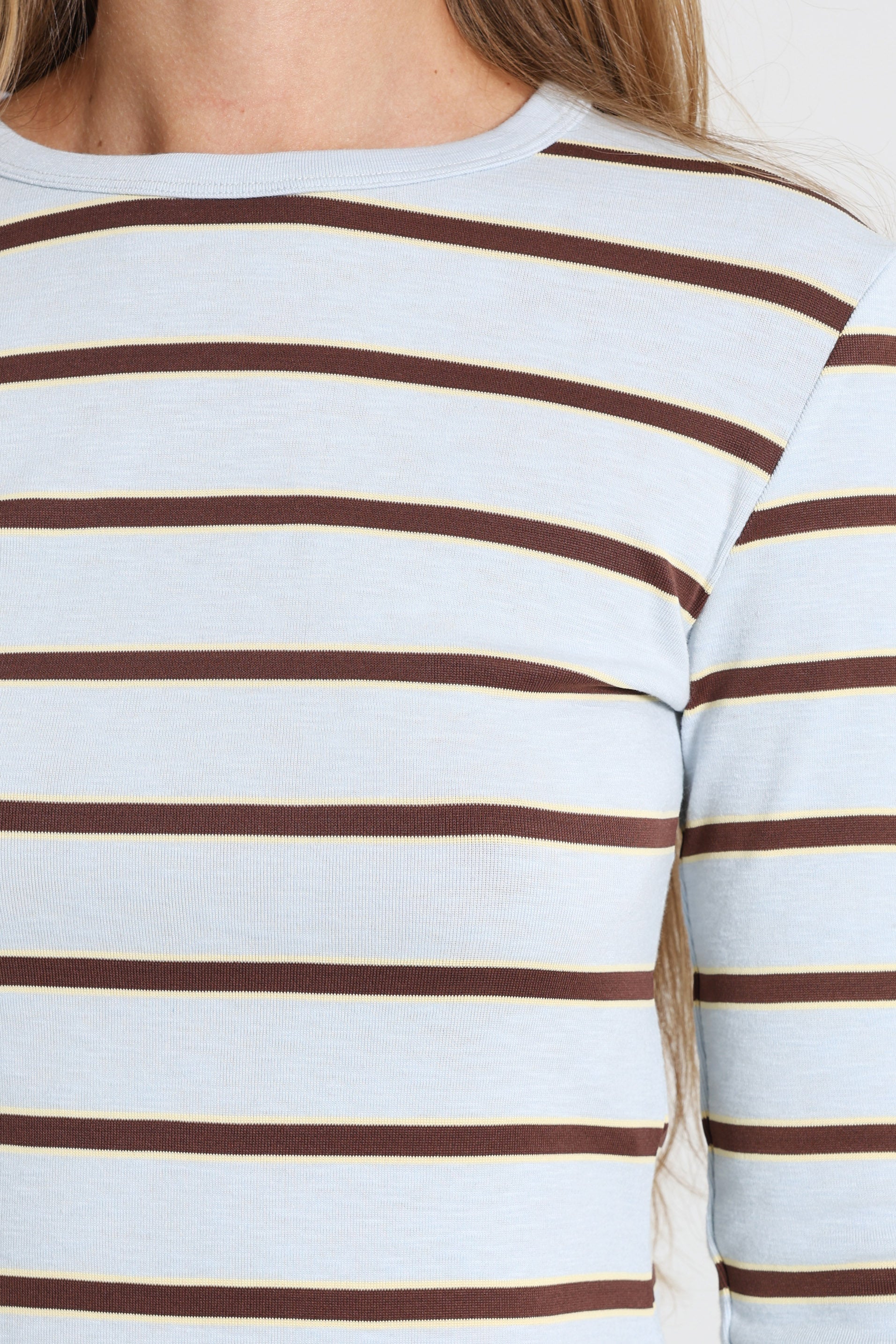 Cropped long-sleeve shirt - Bleu clair + brun + jaune