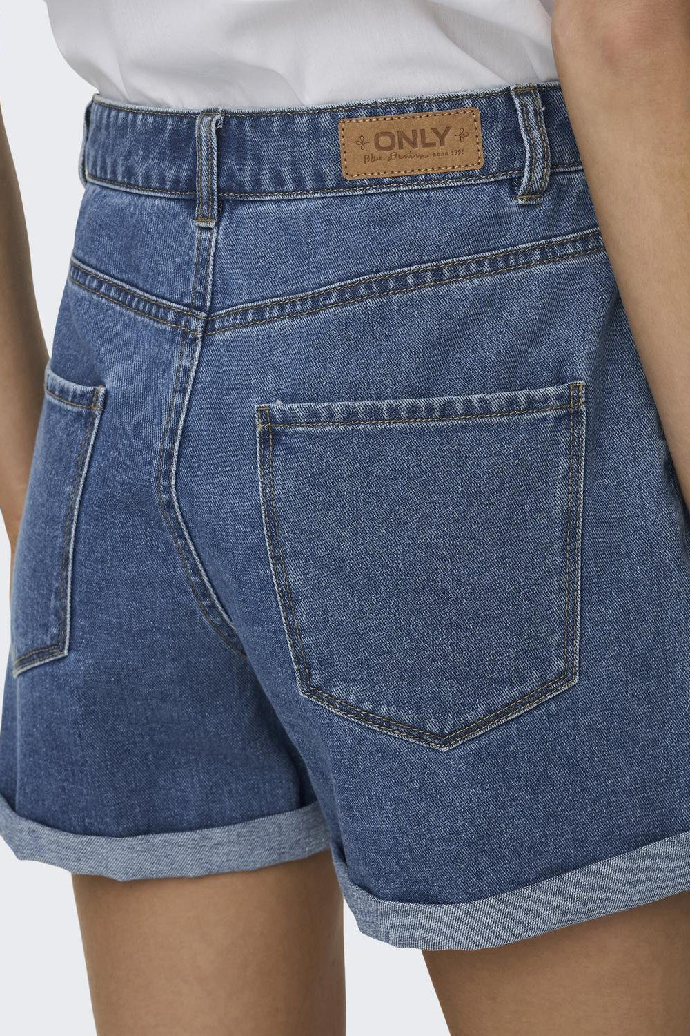 ONLVEGA short en jean mom fit - Medium Blue Denim