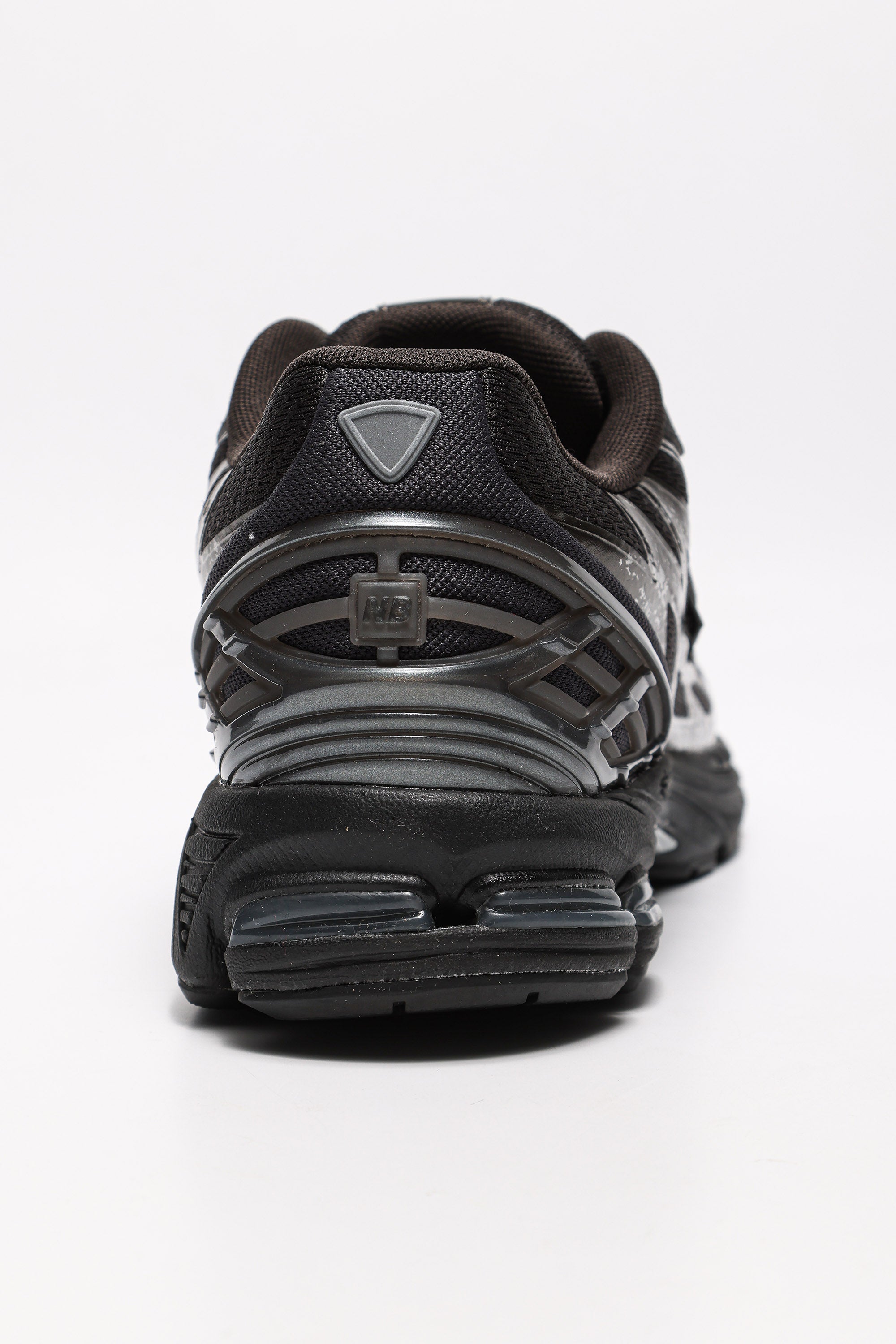 M1906 Sneaker - Black + Silver