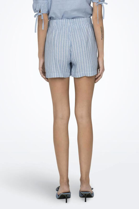 Caro linen shorts - Blissful Blue