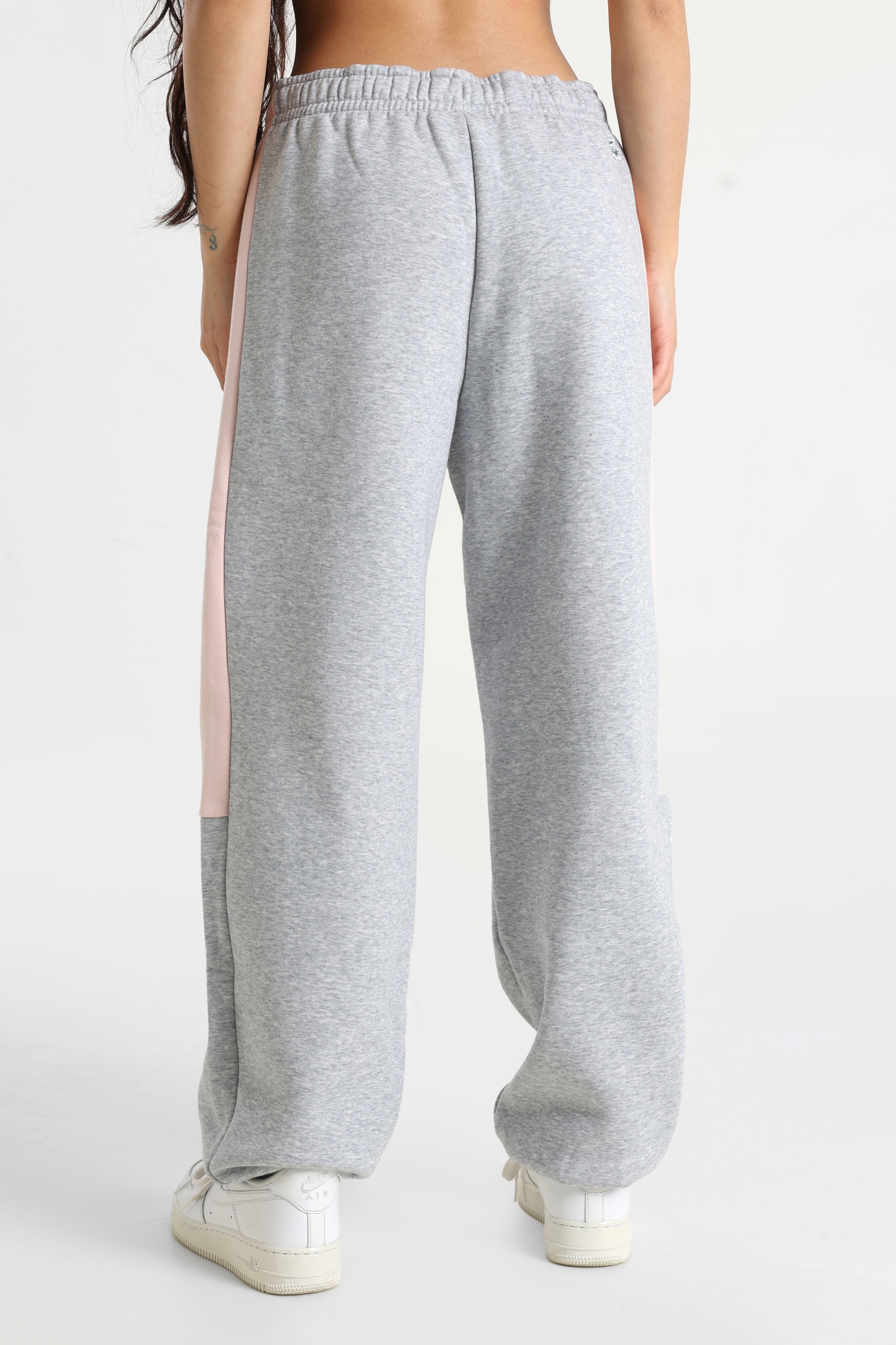 Sweatpants - Silver Chine + Nidus