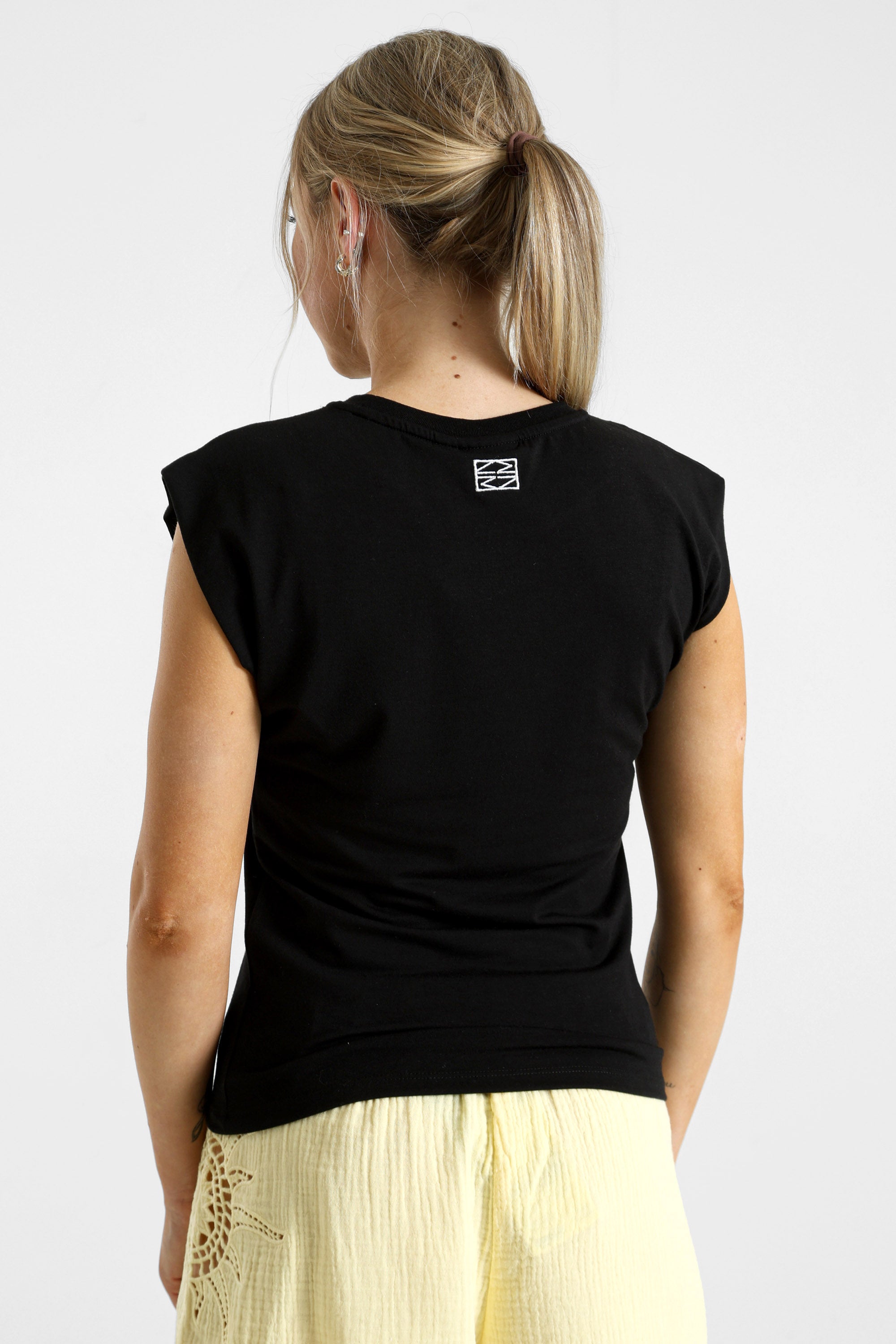 NMLEGA T-Shirt - Black