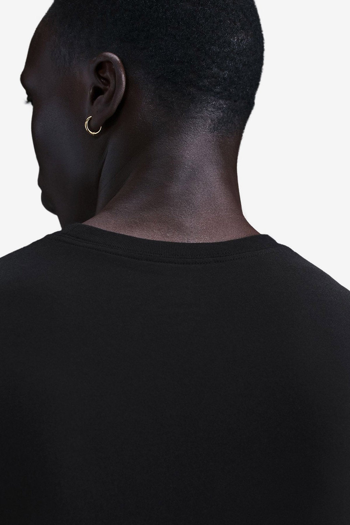 Sportswear Club T-Shirt - Black + Gold