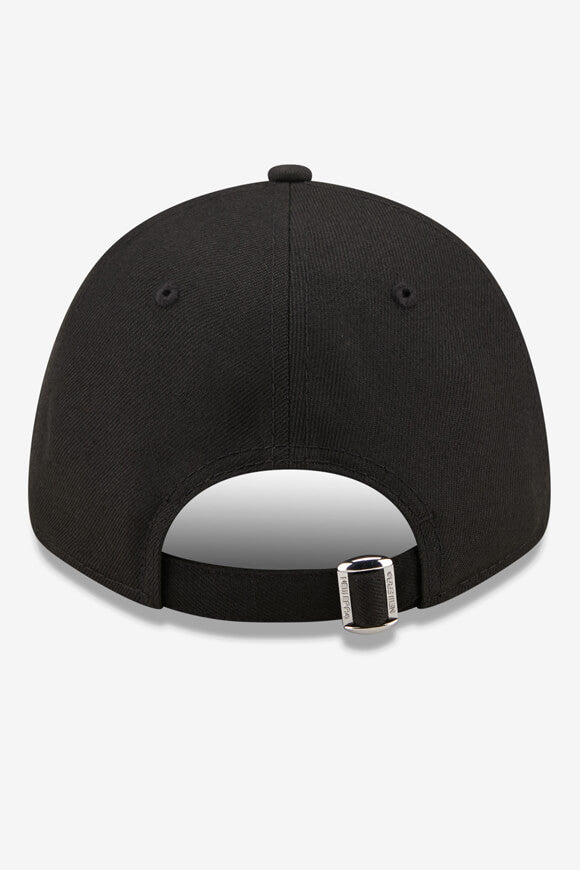 9Forty Cap / Strapback - Black + White