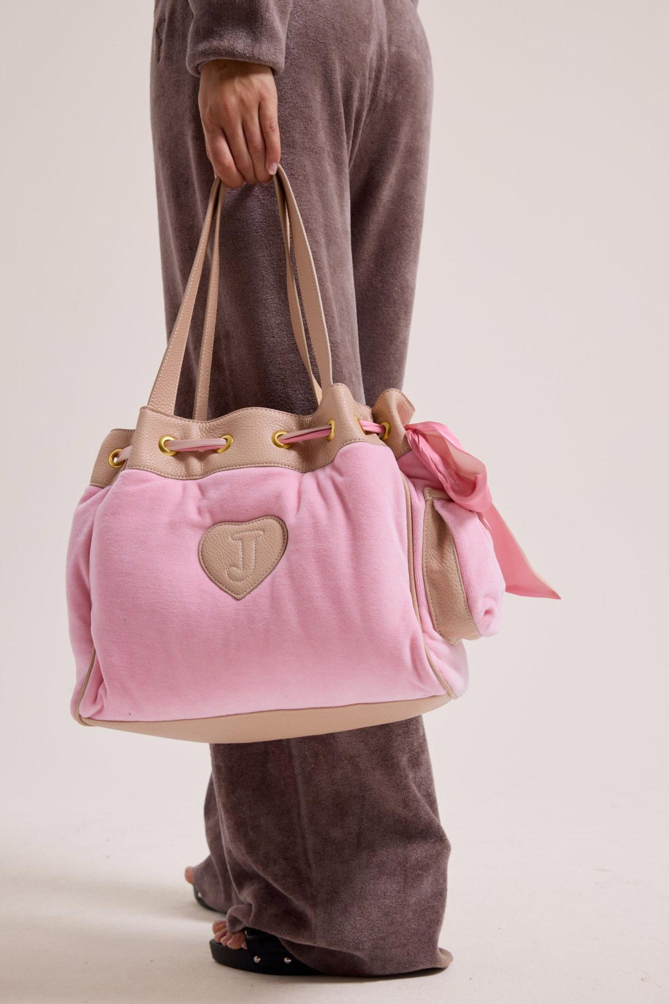 Daydreamer Samt Shopper - Juicy Pink
