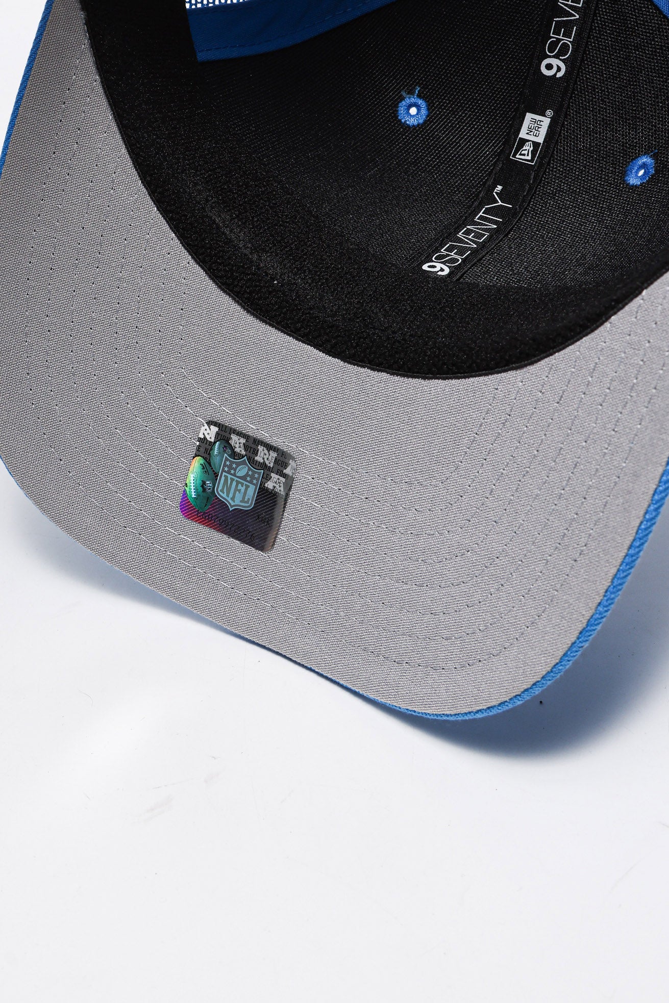 Trucker Cap / Snapback - Blue