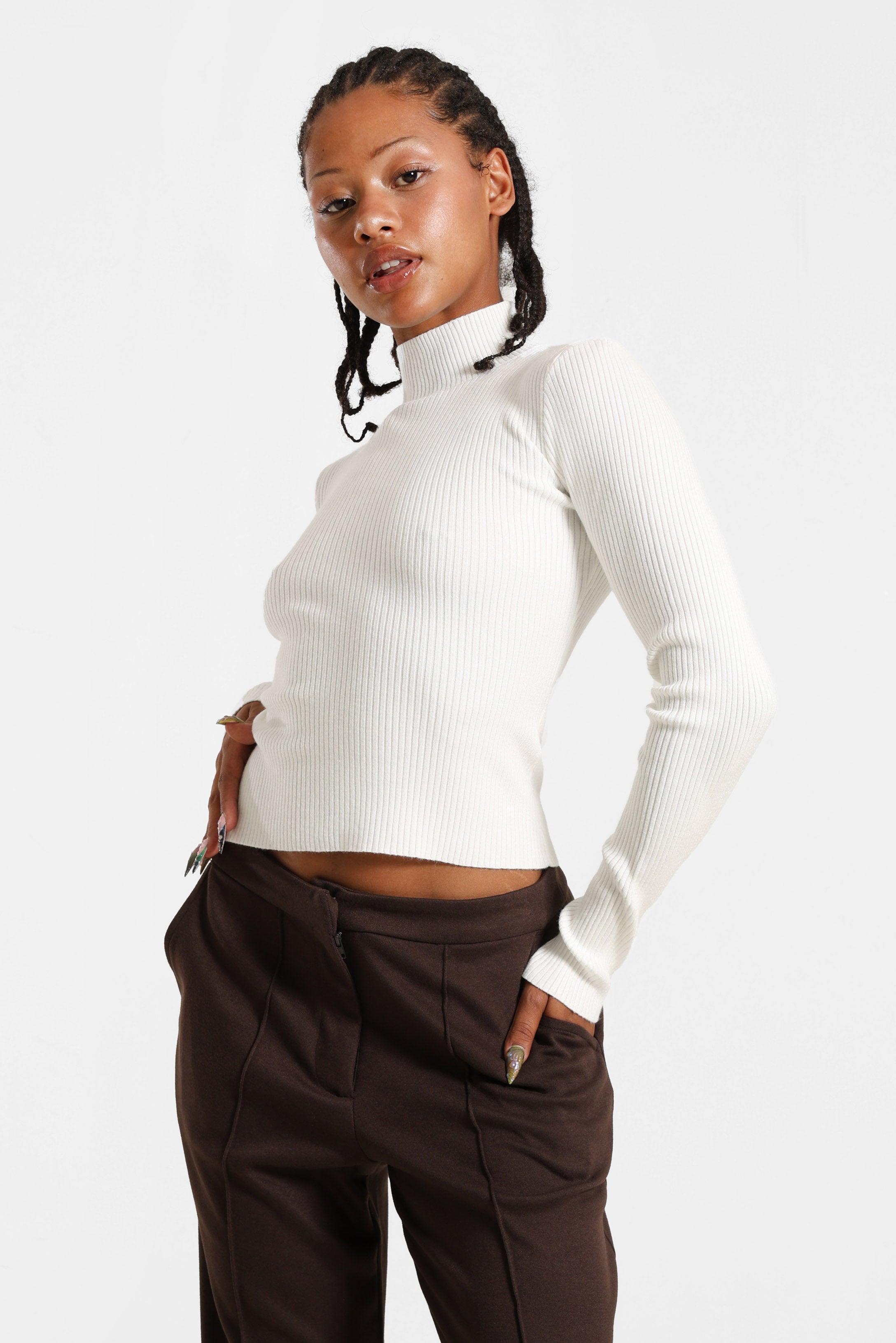 Maglione corto in maglia a coste - Ecru