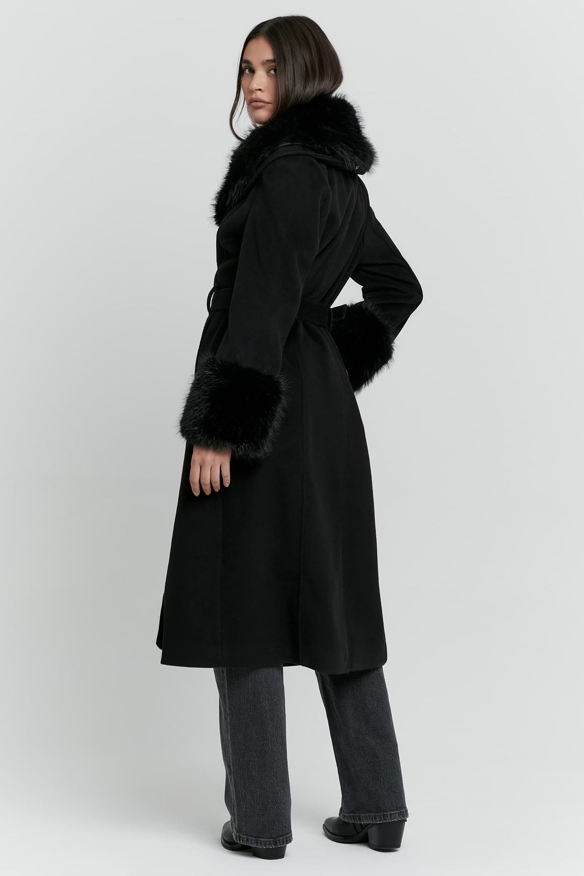 Mantel - Black
