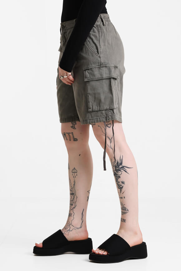 Pantaloncini cargo - Oliva