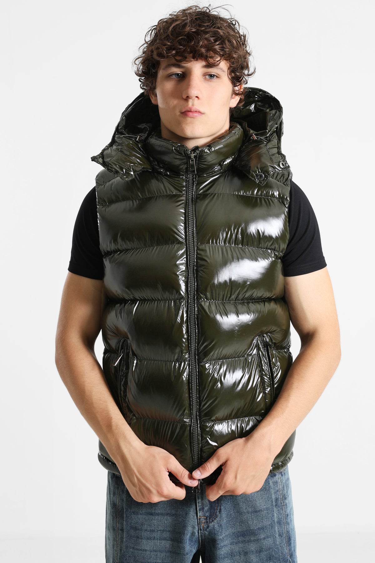 Puffergilet in Glanz-Optik - Dark Olive